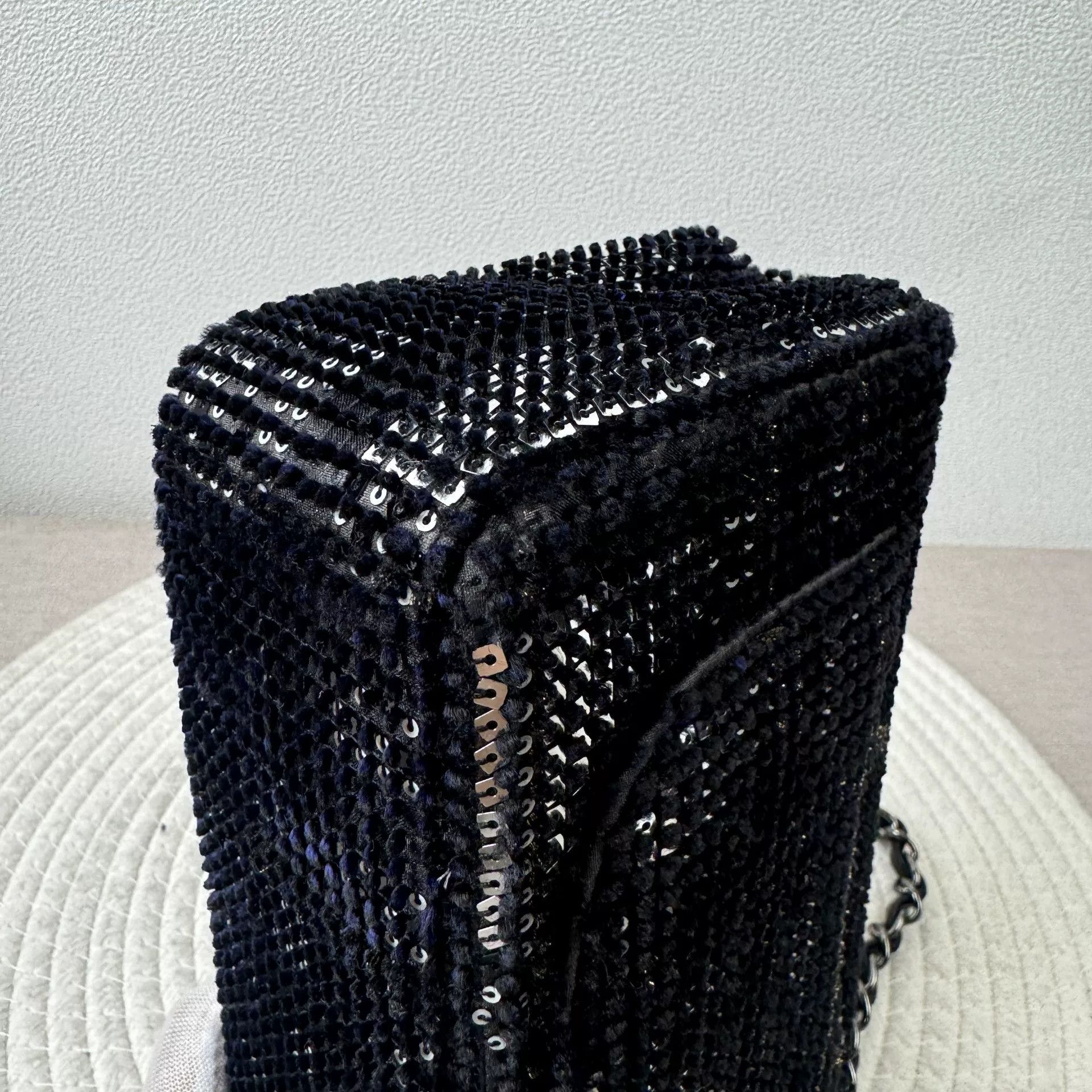 Chanel Pre-loved Bag Very good condition Size ONE SIZE - 8 Thumbnail