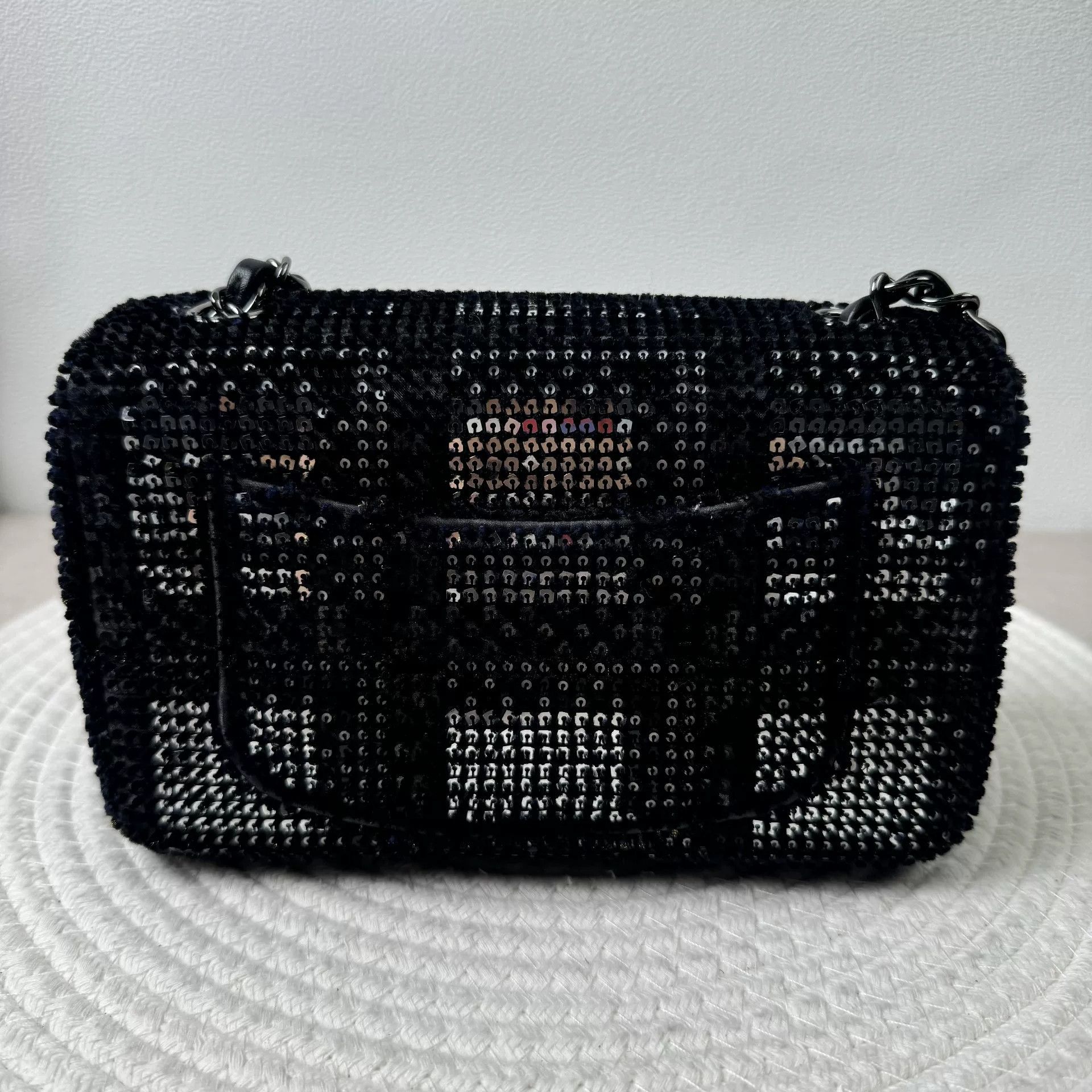 Chanel Pre-loved Bag Very good condition Size ONE SIZE - 4 Thumbnail