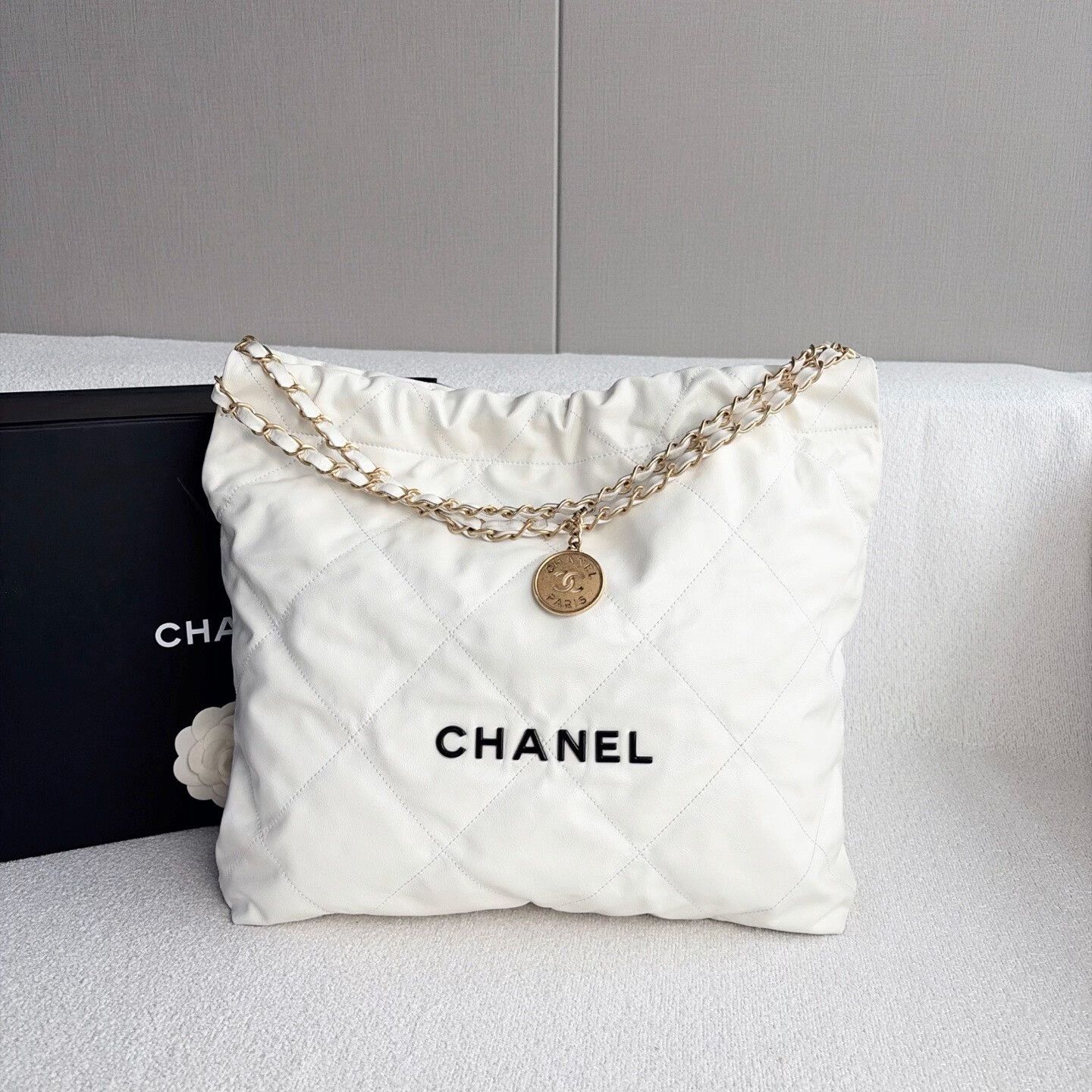 Chanel Pre-loved Bag Very good condition Size ONE SIZE - 2 Thumbnail
