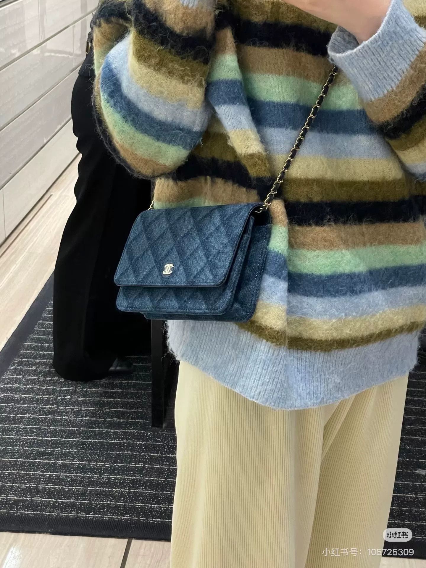 Chanel Pre-loved Bag Very good condition Size ONE SIZE - 9 Thumbnail
