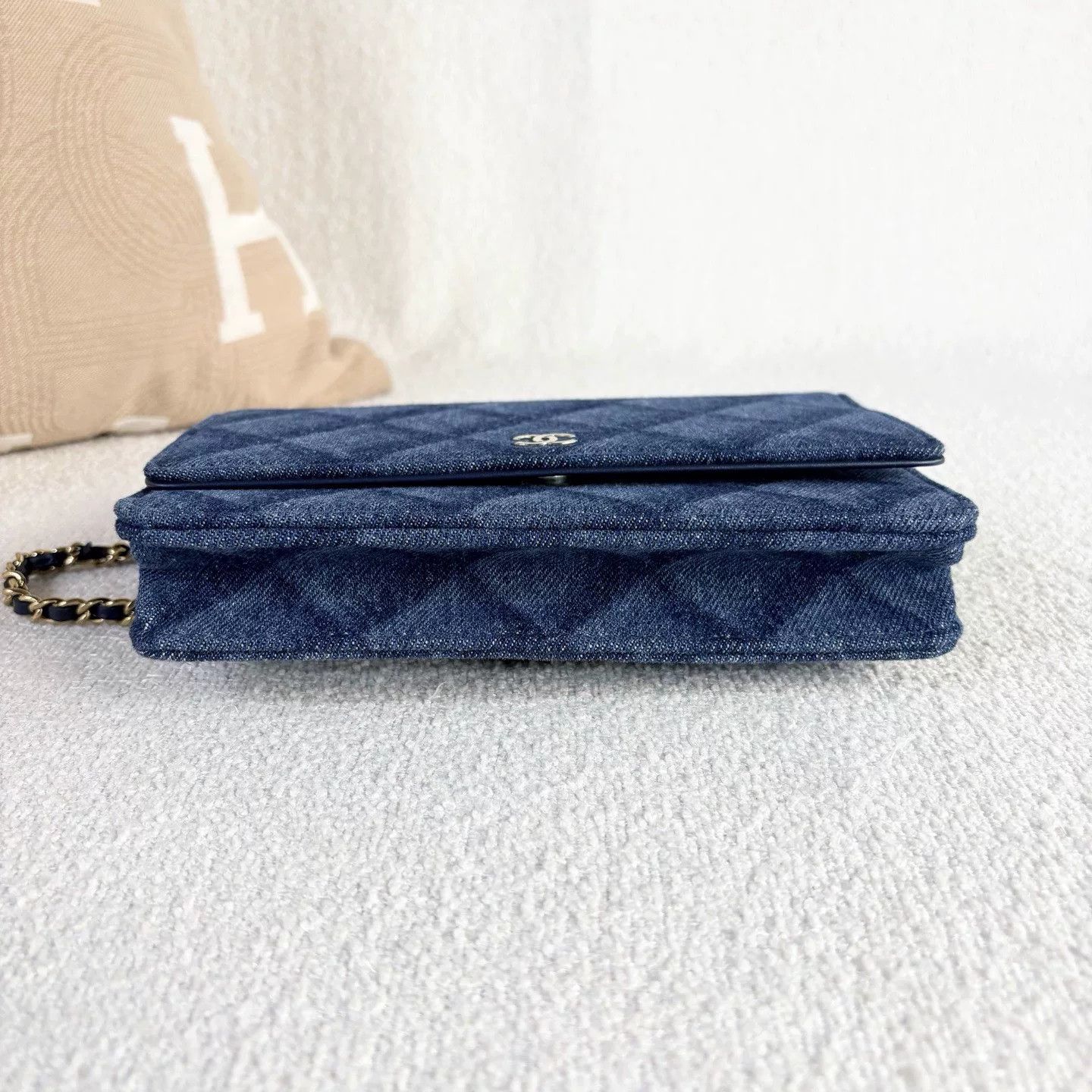 Chanel Pre-loved Bag Very good condition Size ONE SIZE - 5 Thumbnail