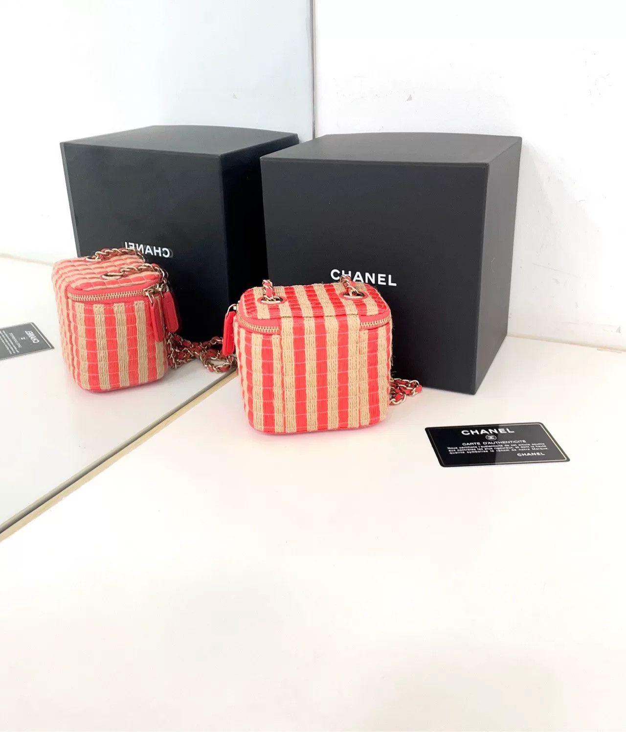Chanel Pre-loved Bag Very good condition Size ONE SIZE - 2 Thumbnail