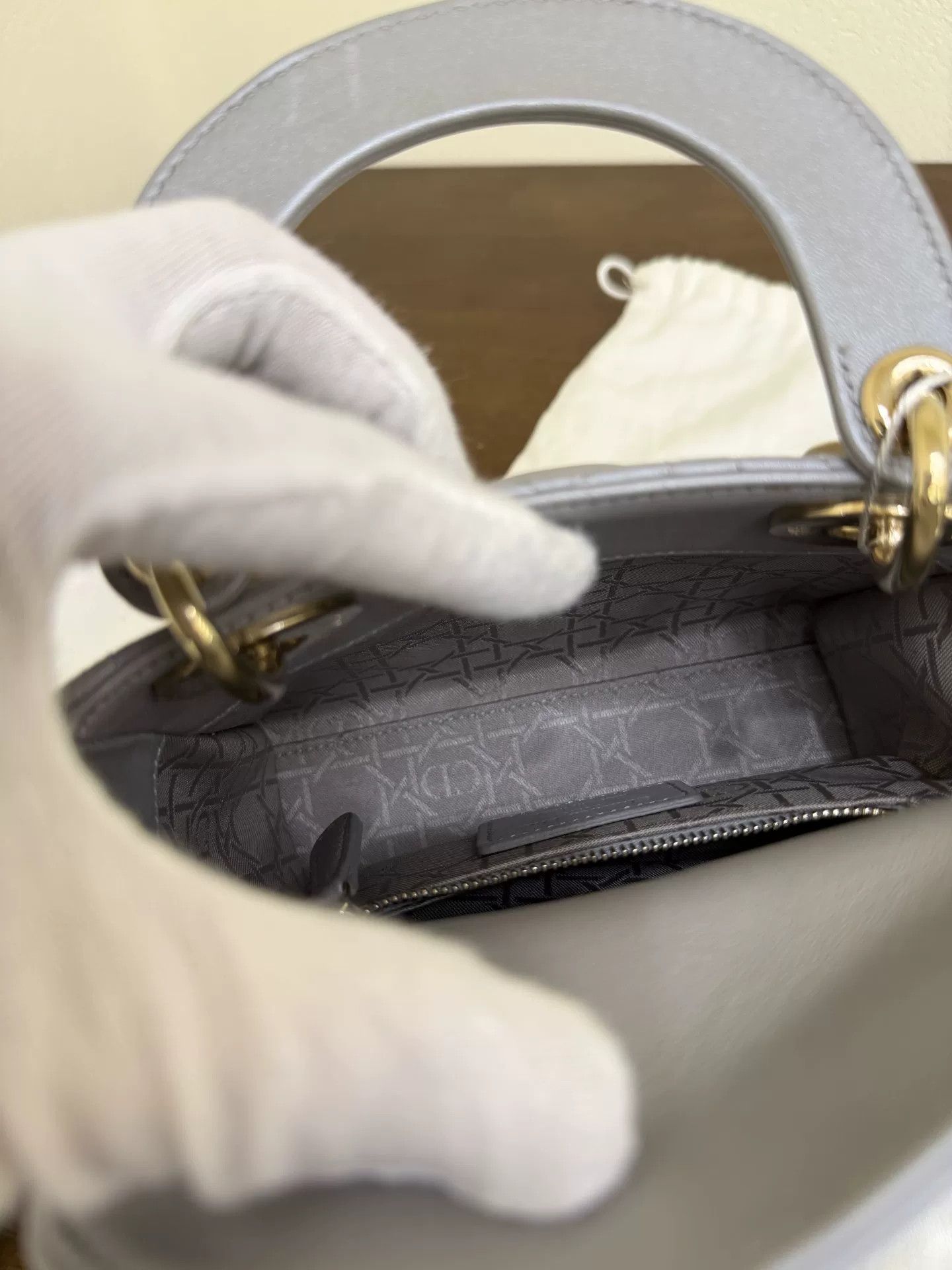 Dior Pre-loved Bag Very good condition Size ONE SIZE - 7 Thumbnail