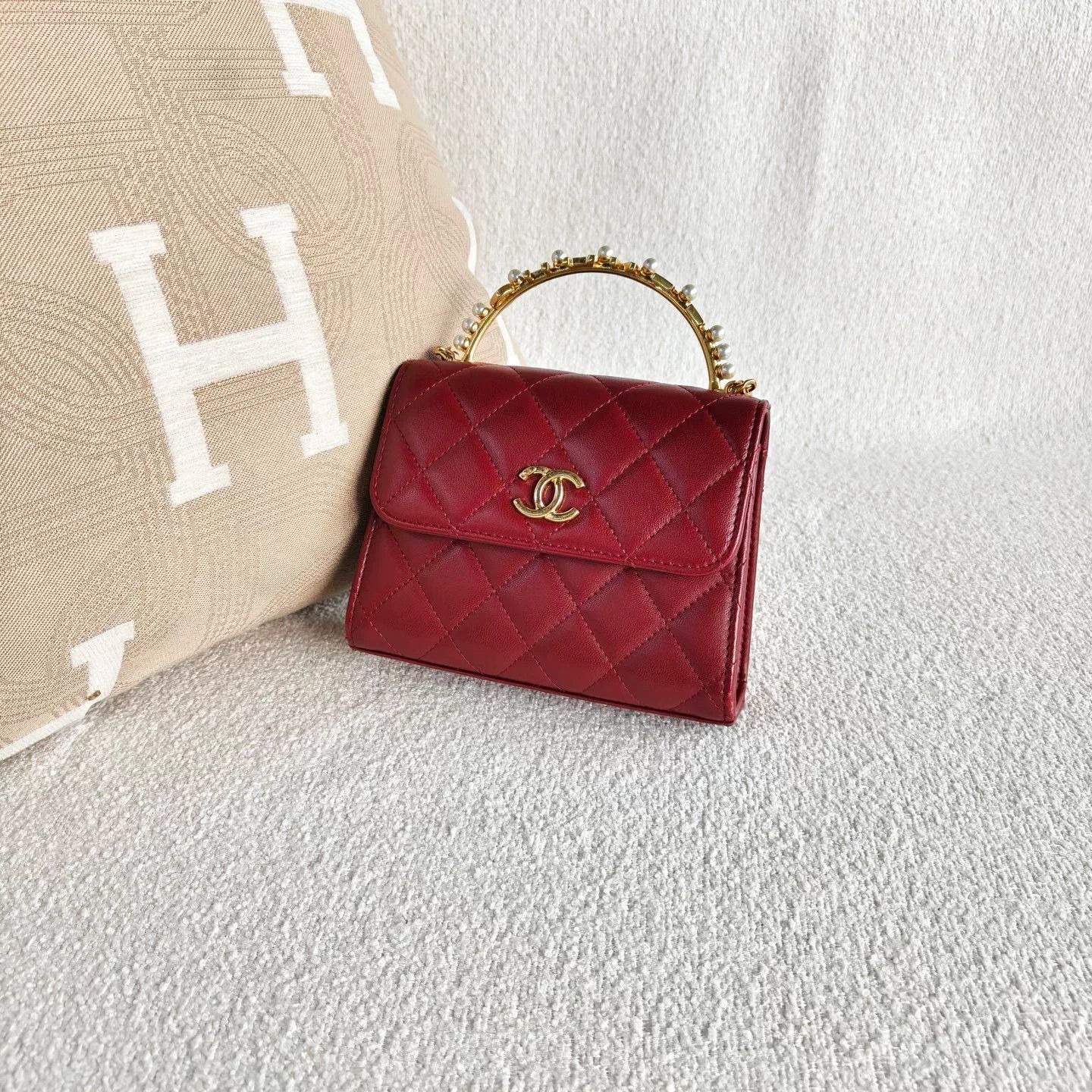 Chanel Pre-loved Bag Very good condition Size ONE SIZE - 4 Thumbnail