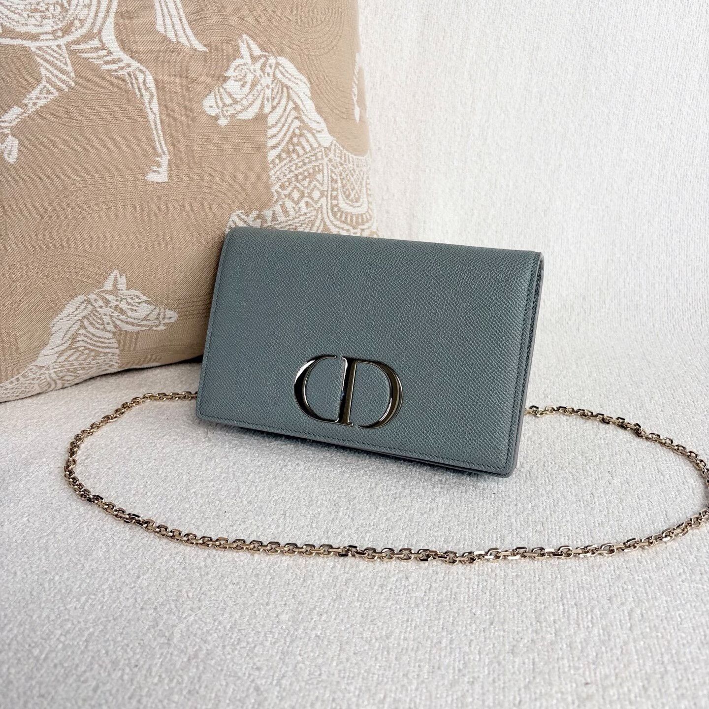 Dior Pre-loved Bag Very good condition Size ONE SIZE - 4 Thumbnail