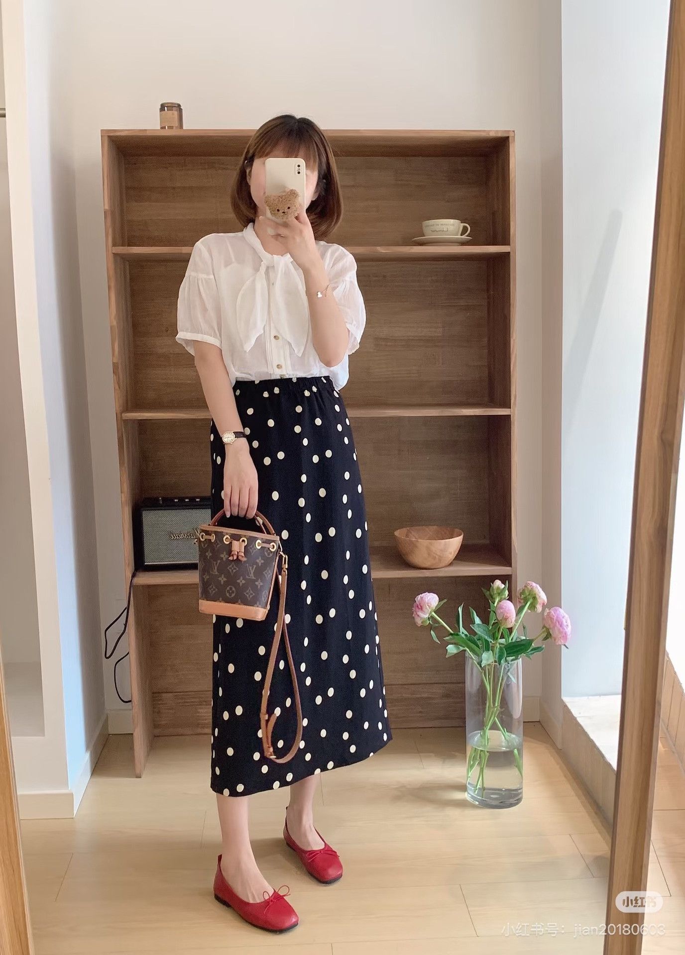 Louis Vuitton Pre-loved Bag Very good condition Size ONE SIZE - 8 Thumbnail