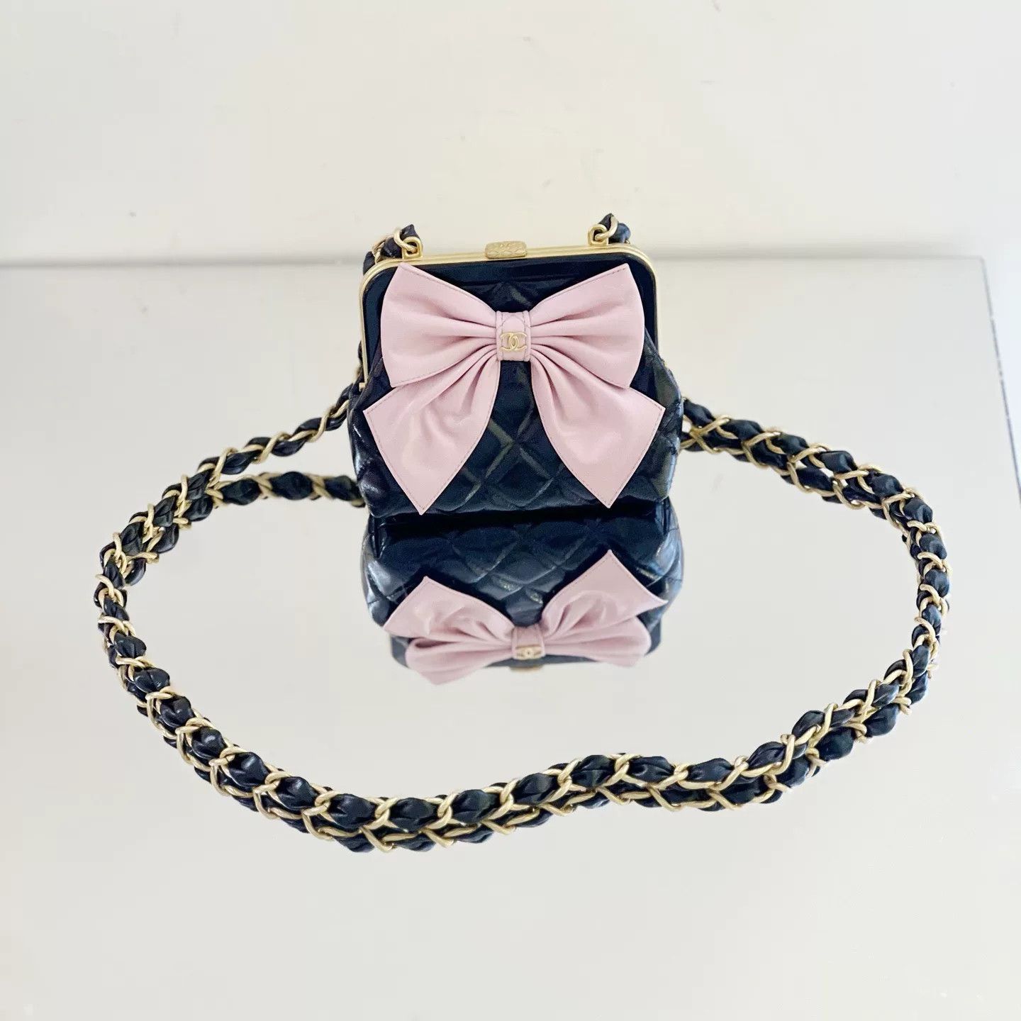 Chanel Pre-loved Bag Very good condition Size ONE SIZE - 3 Thumbnail