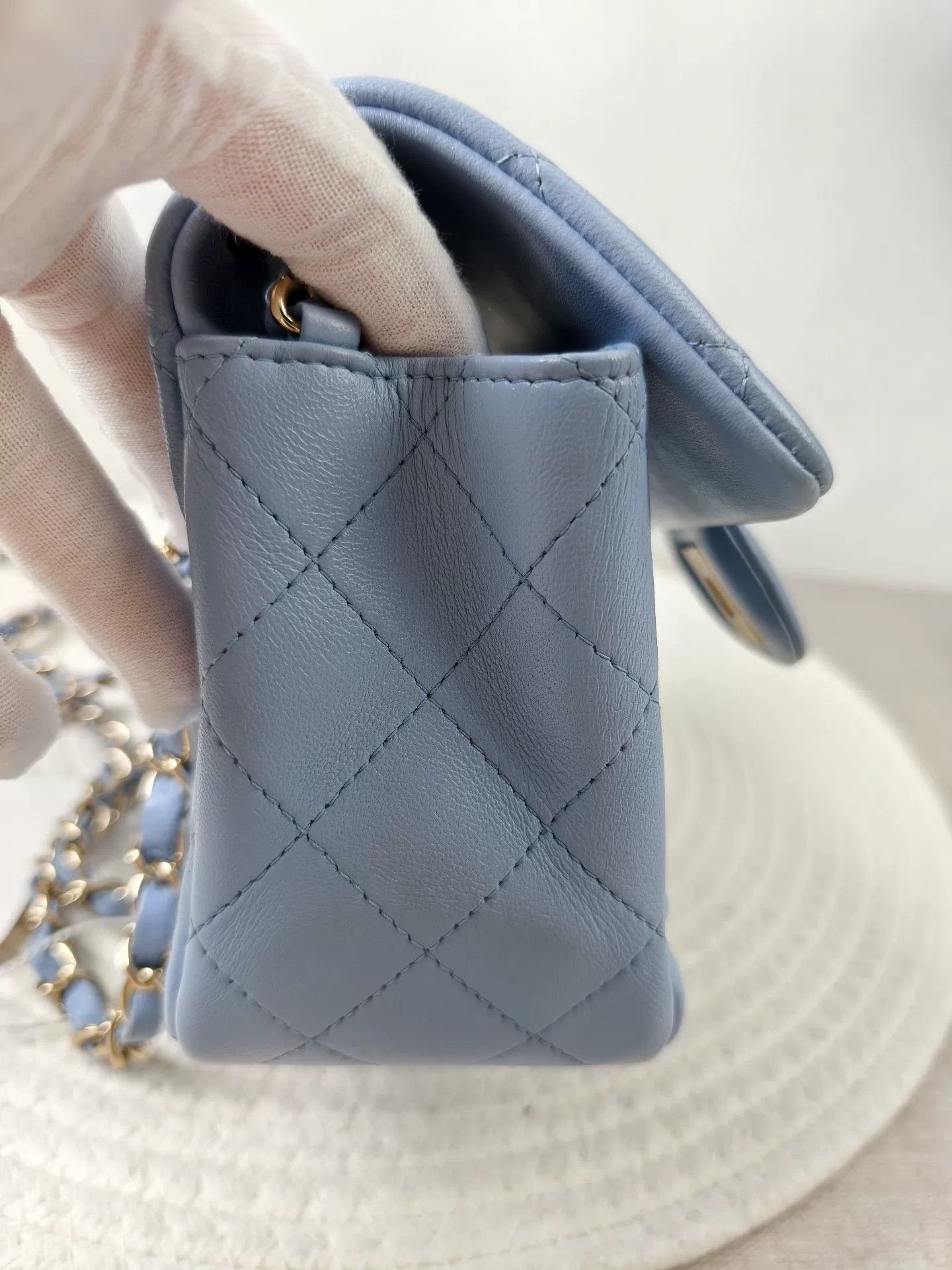 Chanel Pre-loved Bag Very good condition Size ONE SIZE - 6 Thumbnail