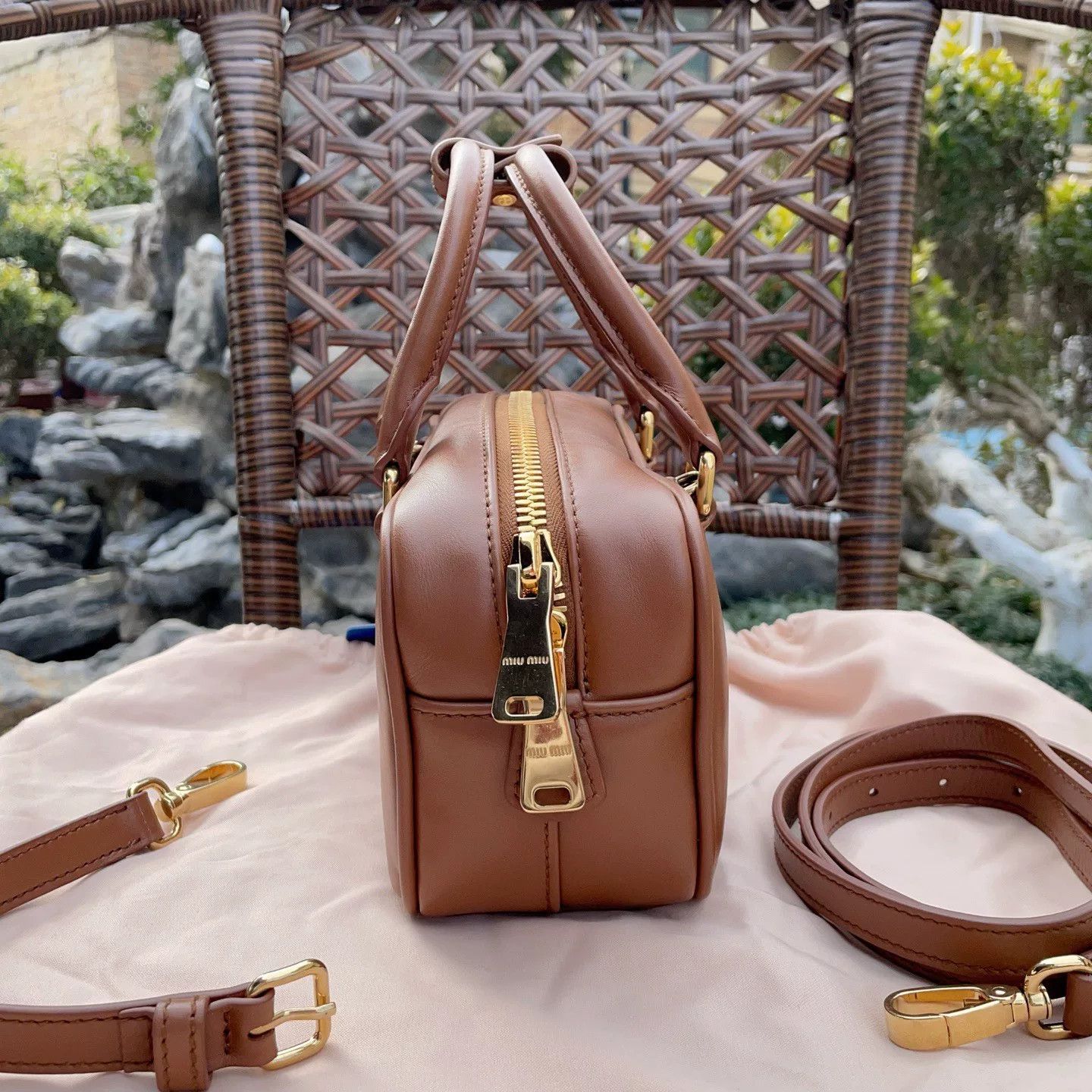Miu Miu Pre-loved Bag Very good condition Size ONE SIZE - 3 Thumbnail