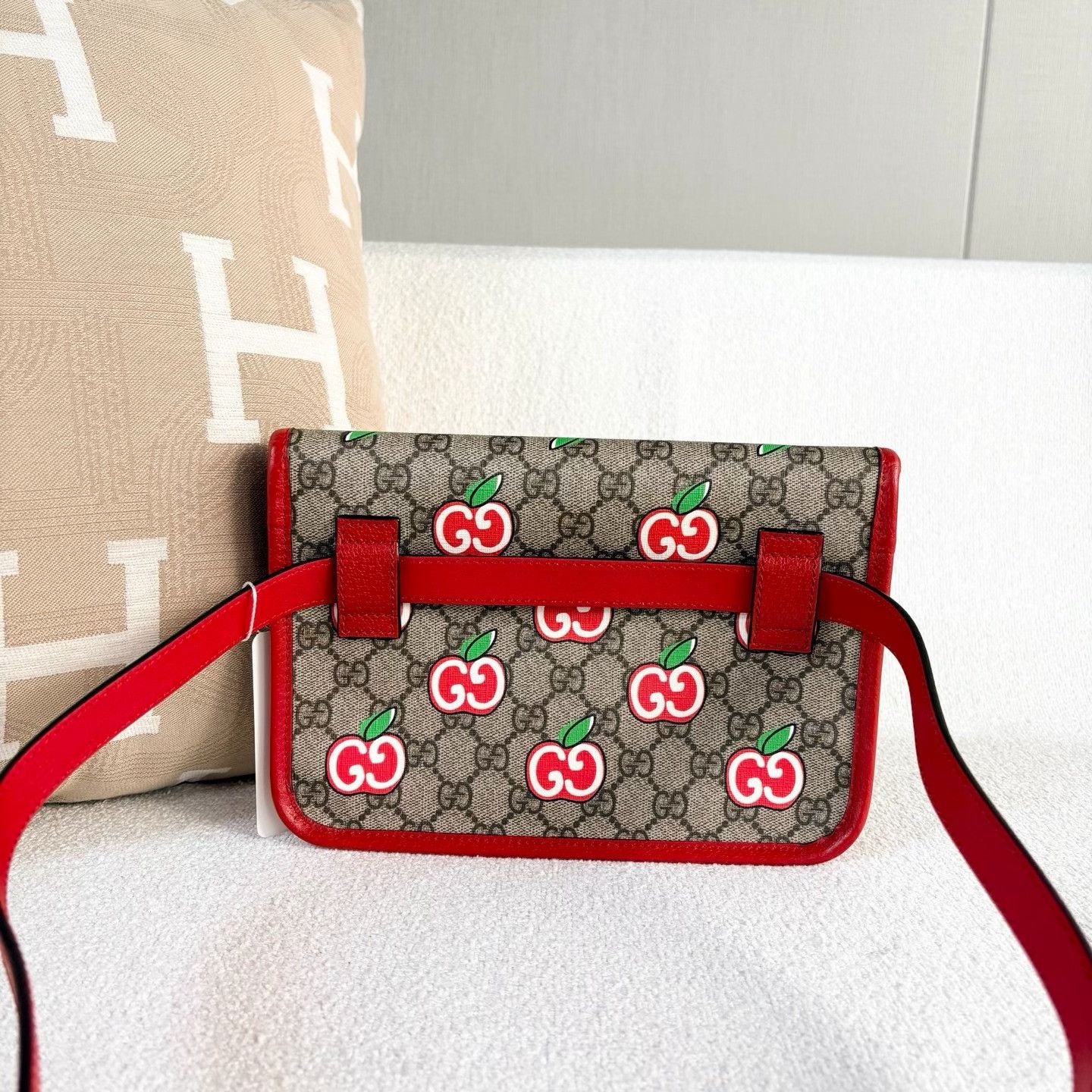 Gucci Pre-loved Bag Very good condition Size ONE SIZE - 3 Thumbnail