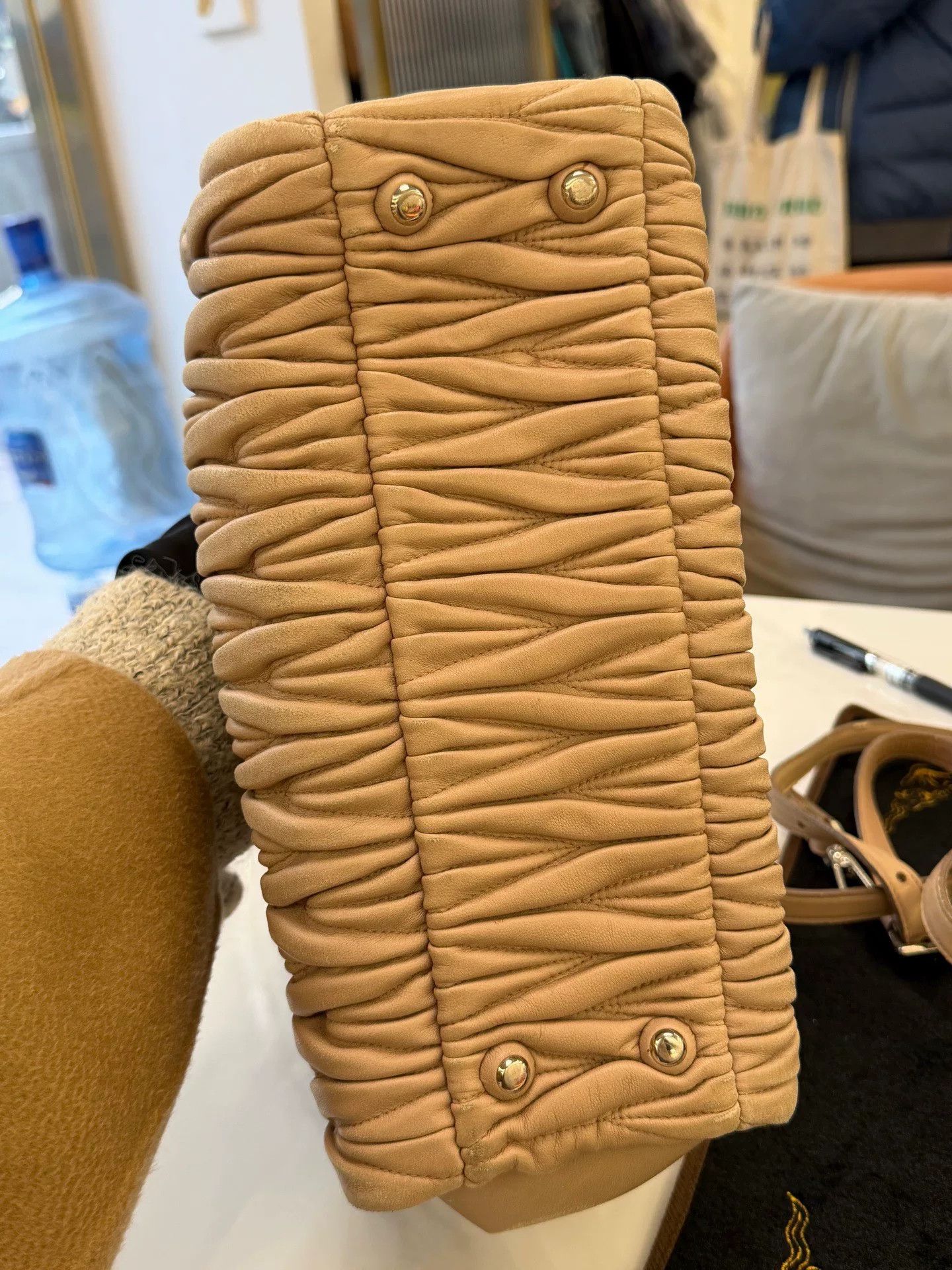 Miu Miu Pre-loved Bag Very good condition Size ONE SIZE - 4 Thumbnail