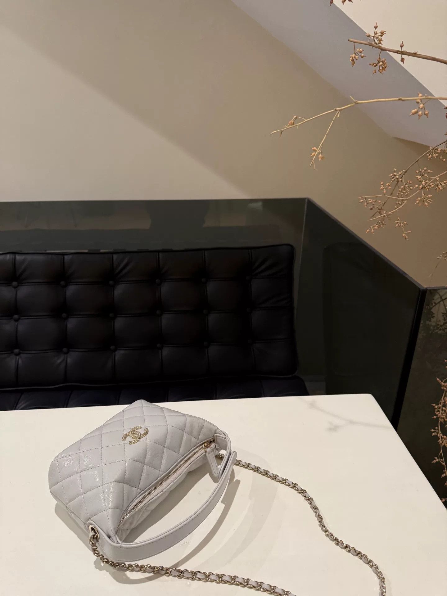 Chanel Pre-loved Bag Very good condition Size ONE SIZE - 4 Thumbnail