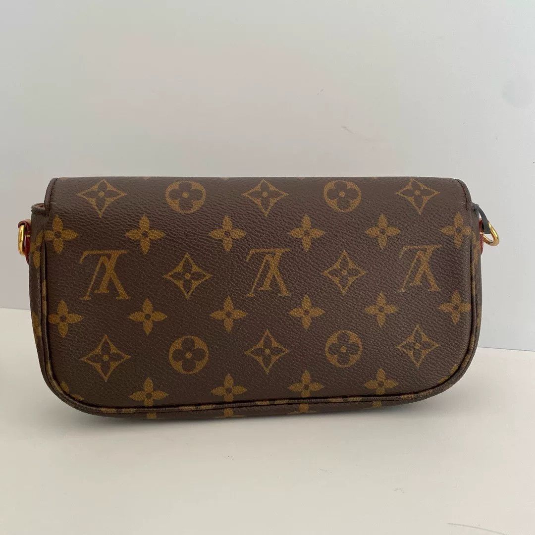 Louis Vuitton Pre-loved Bag Very good condition Size ONE SIZE - 4 Thumbnail