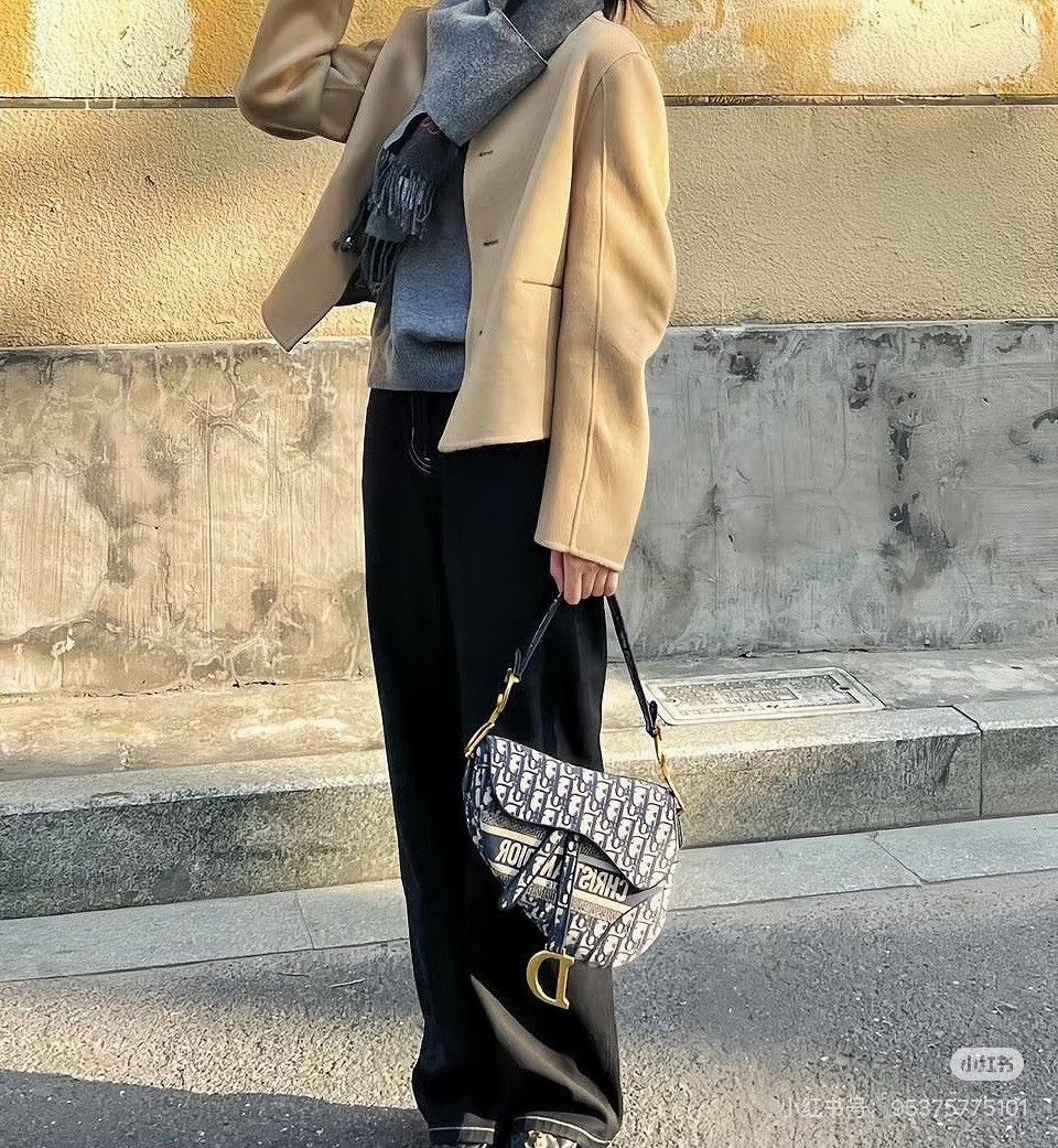 Dior Pre-loved Bag Very good condition Size ONE SIZE - 9 Thumbnail