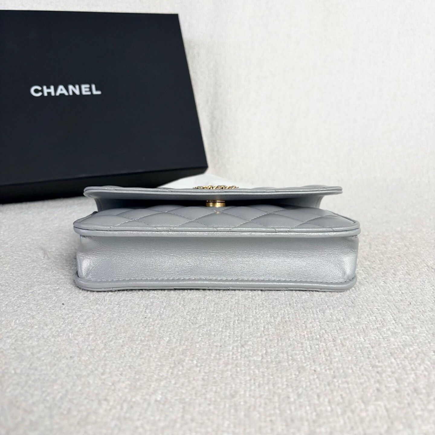 Chanel Pre-loved Bag Very good condition Size ONE SIZE - 5 Thumbnail