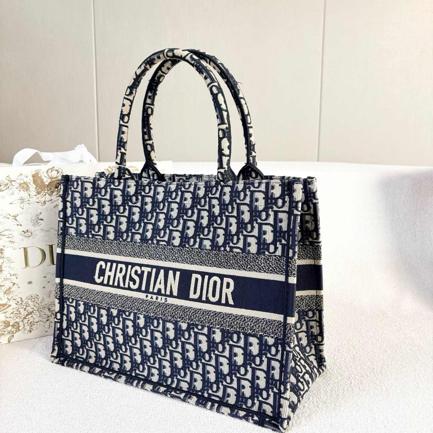 Dior Pre-loved Bag Very good condition Size ONE SIZE - 6 Thumbnail