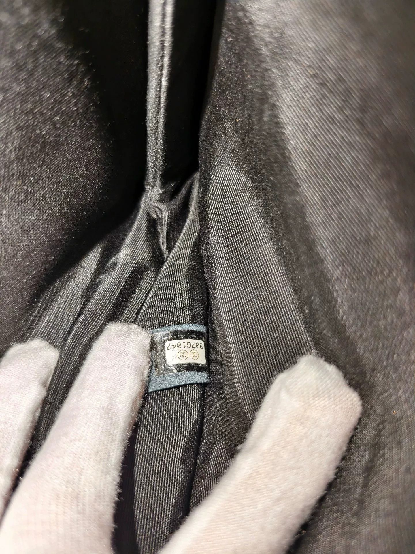 Chanel Pre-loved Bag Very good condition Size ONE SIZE - 8 Thumbnail