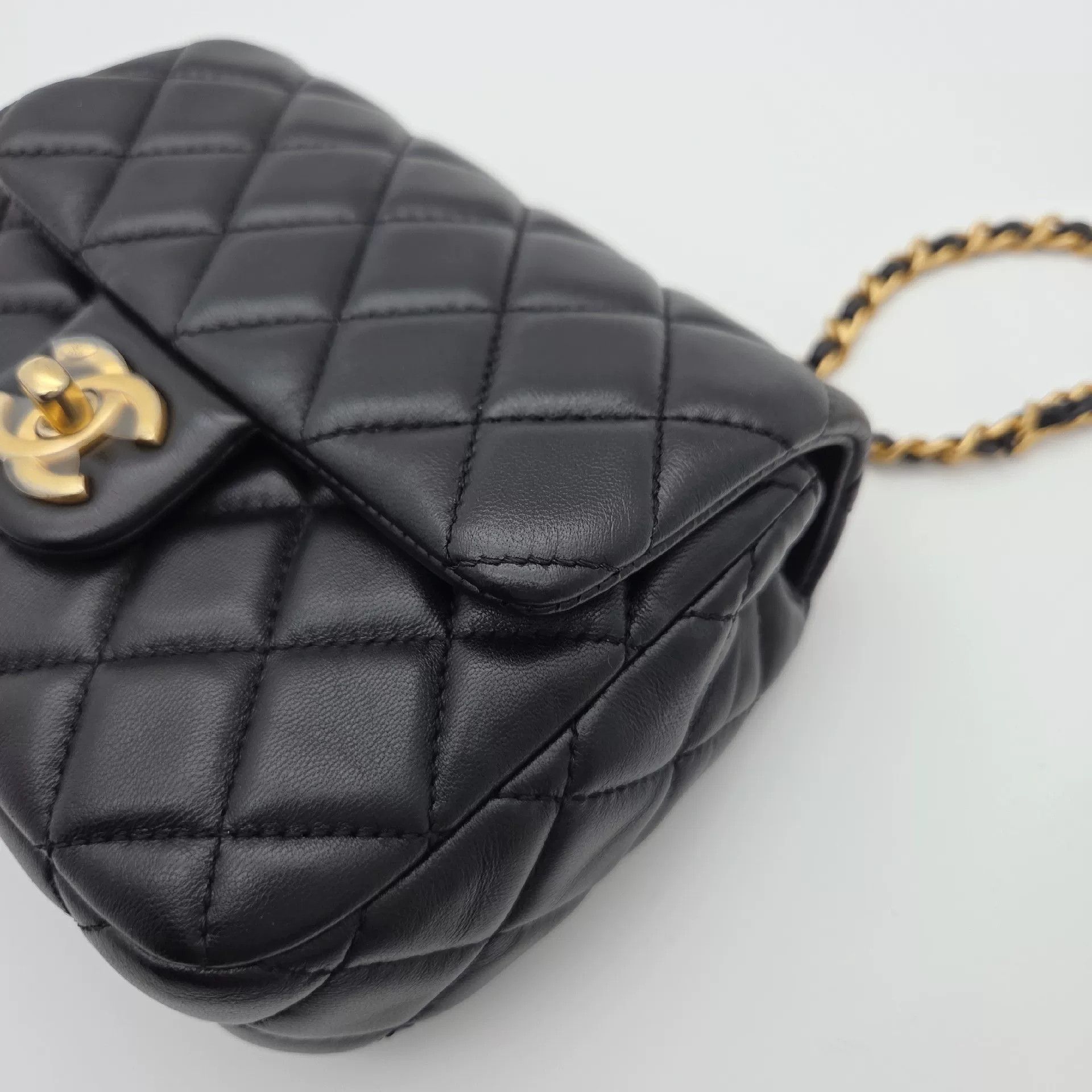 Chanel Pre-loved Bag Very good condition Size ONE SIZE - 4 Thumbnail