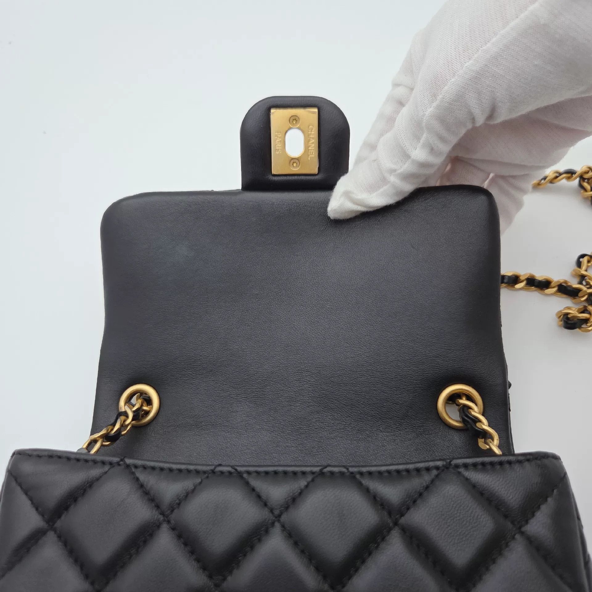 Chanel Pre-loved Bag Very good condition Size ONE SIZE - 7 Thumbnail