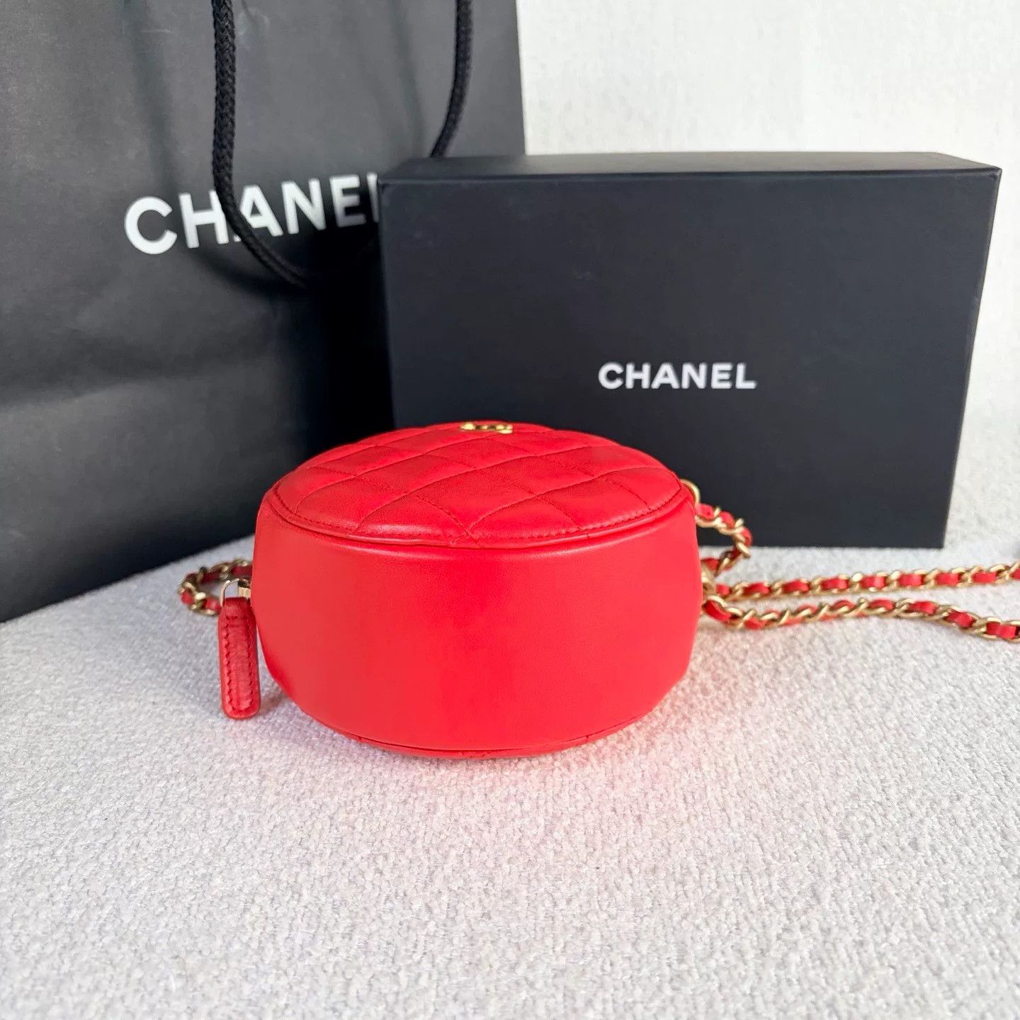 Chanel Pre-loved Bag Very good condition Size ONE SIZE - 5 Thumbnail