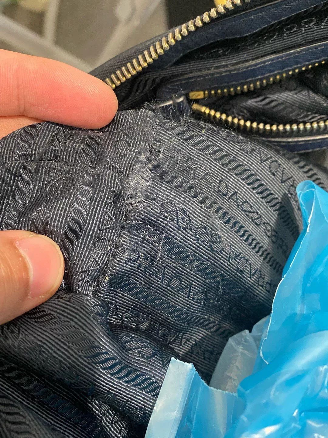 Prada Pre-loved Bag Very good condition Size ONE SIZE - 3 Thumbnail
