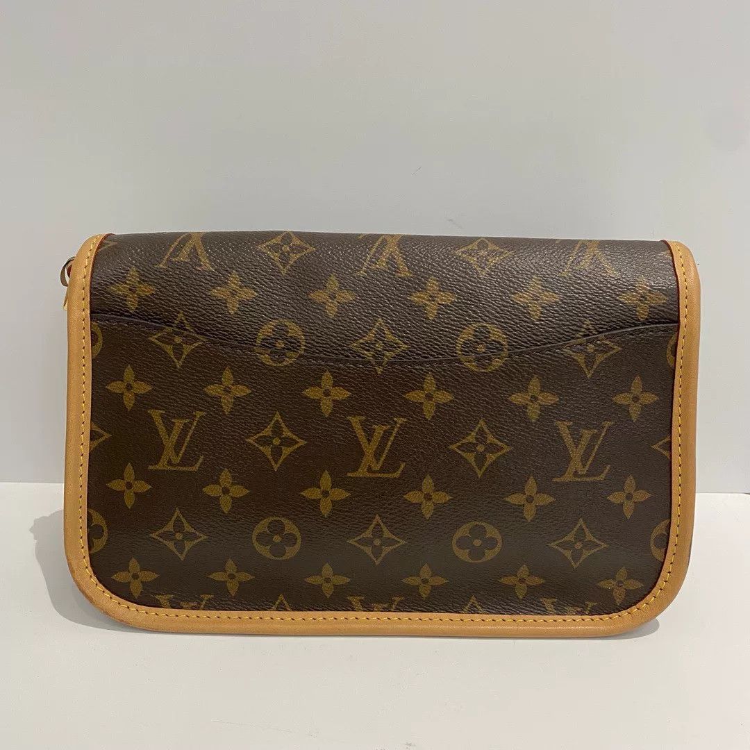 Louis Vuitton Pre-loved Bag Very good condition Size ONE SIZE - 7 Thumbnail