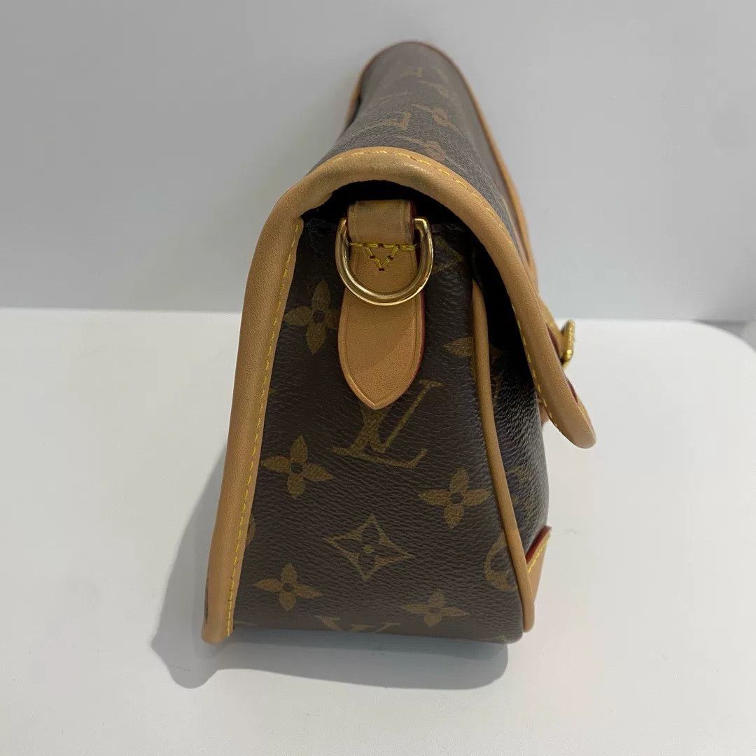 Louis Vuitton Pre-loved Bag Very good condition Size ONE SIZE - 4 Thumbnail