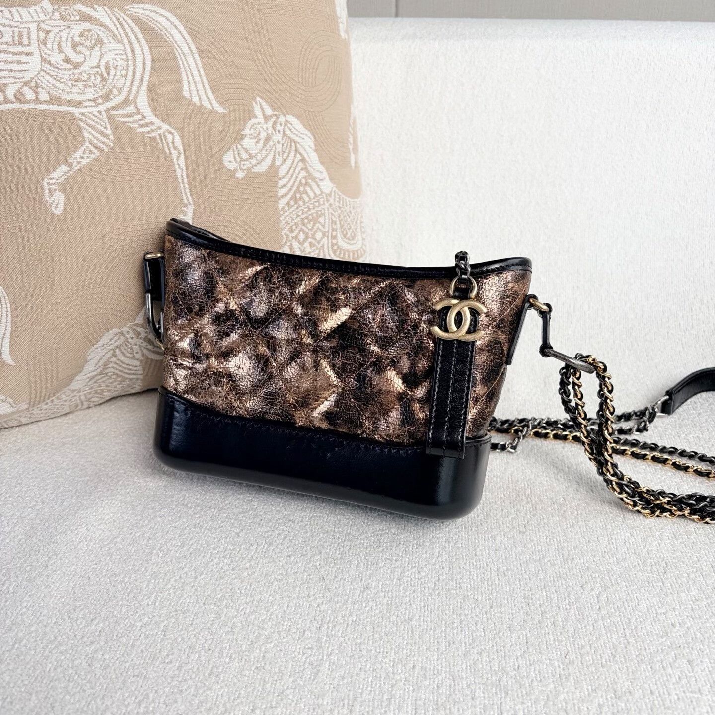 Chanel Pre-loved Bag Very good condition Size ONE SIZE - 4 Thumbnail