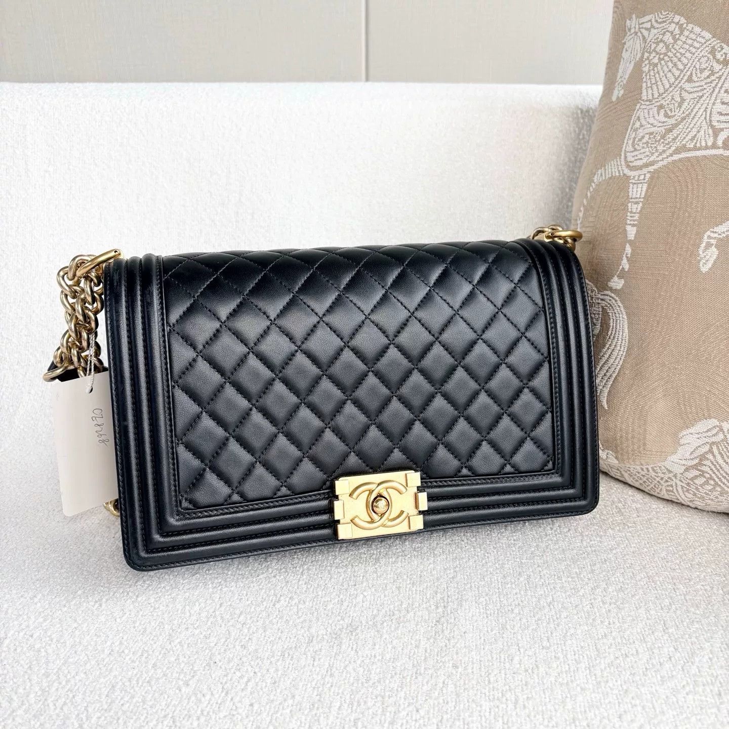 Chanel Pre-loved Bag Very good condition Size ONE SIZE - 4 Thumbnail