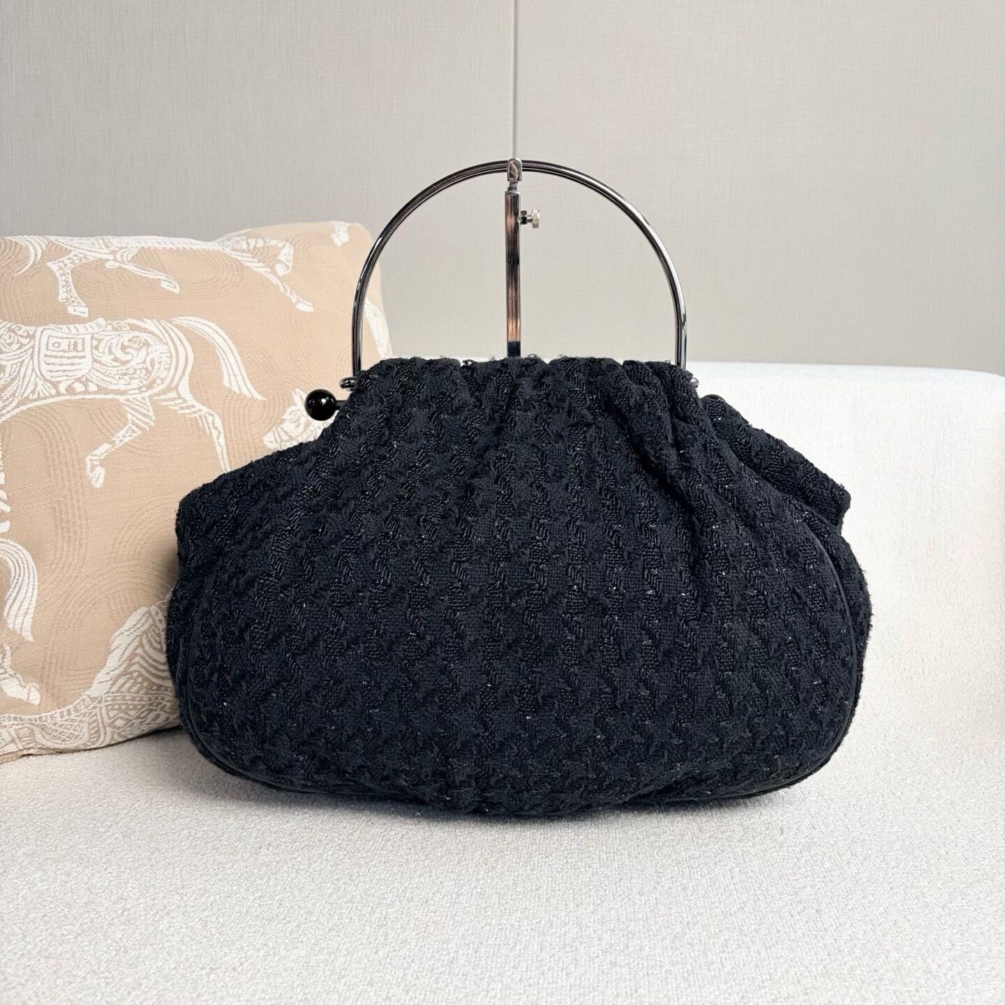 Chanel Pre-loved Bag Very good condition Size ONE SIZE - 3 Thumbnail