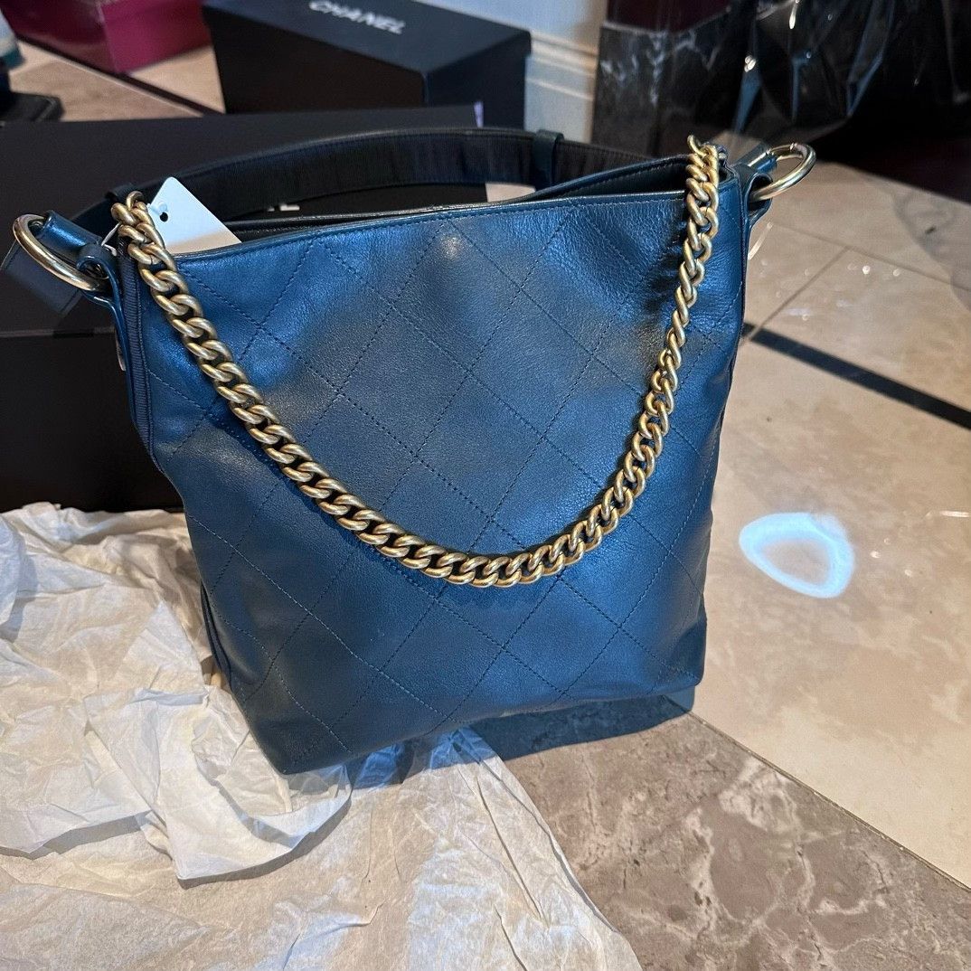 Chanel Pre-loved Bag Very good condition Size ONE SIZE - 2 Thumbnail