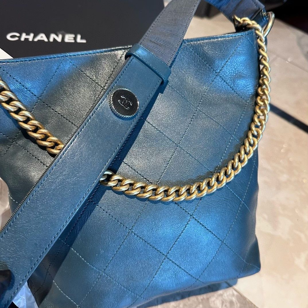 Chanel Pre-loved Bag Very good condition Size ONE SIZE - 4 Thumbnail
