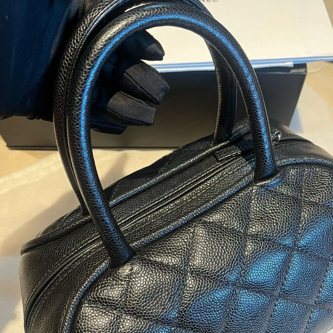 Chanel Pre-loved Bag Very good condition Size ONE SIZE - 3 Thumbnail