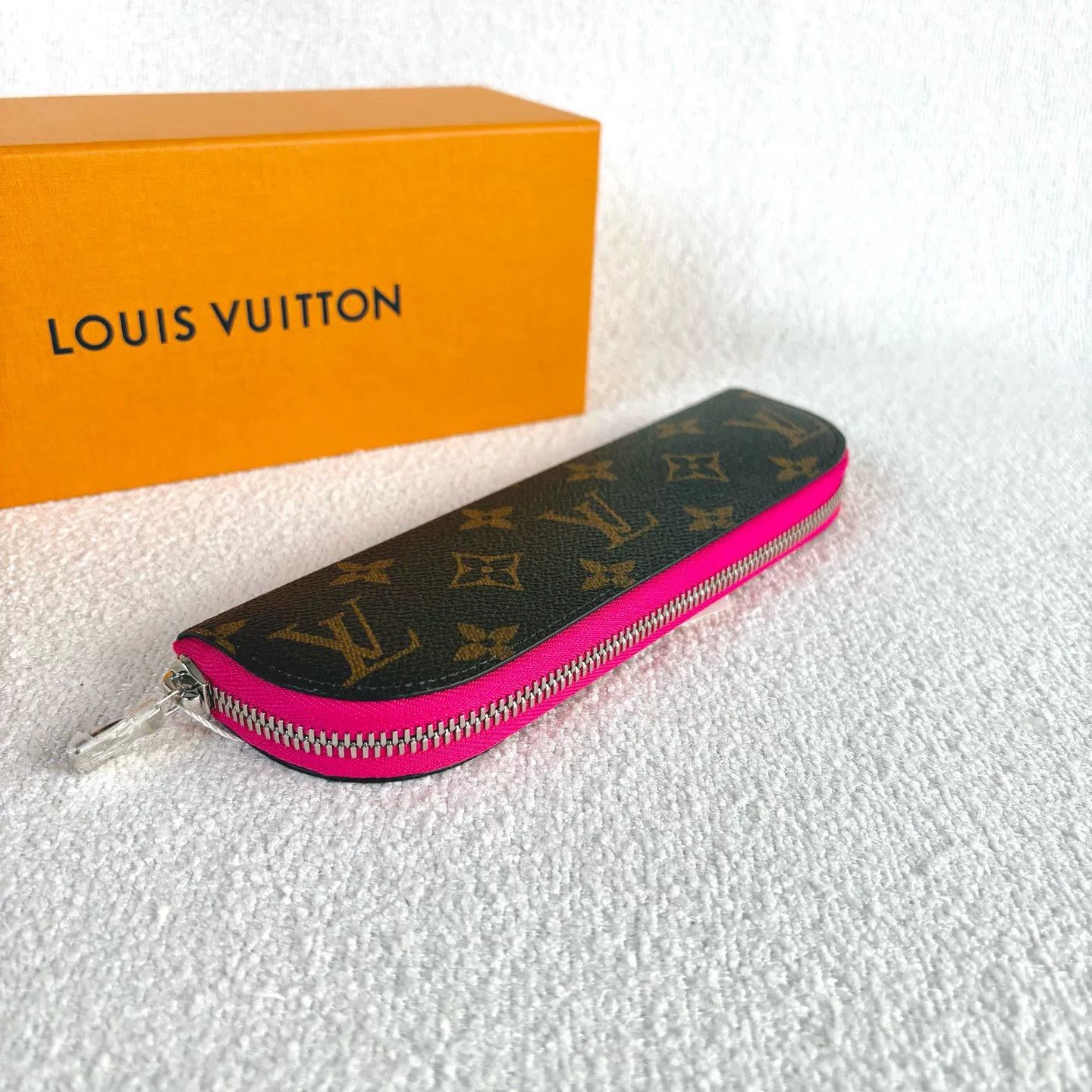 Louis Vuitton Pre-loved Bag Brand new condition Size ONE SIZE - 9 Thumbnail