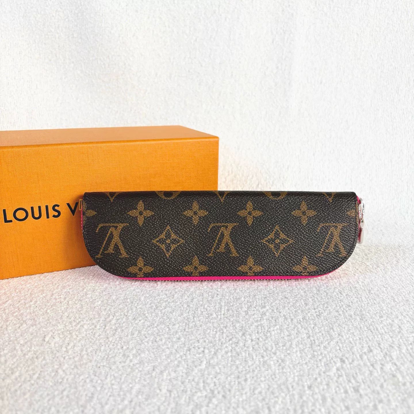 Louis Vuitton Pre-loved Bag Brand new condition Size ONE SIZE - 3 Thumbnail