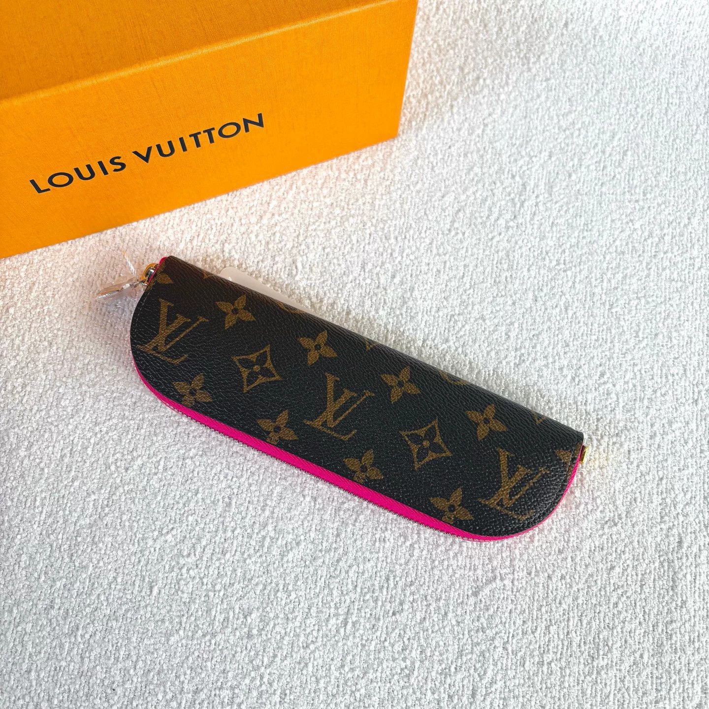 Louis Vuitton Pre-loved Bag Brand new condition Size ONE SIZE - 6 Thumbnail