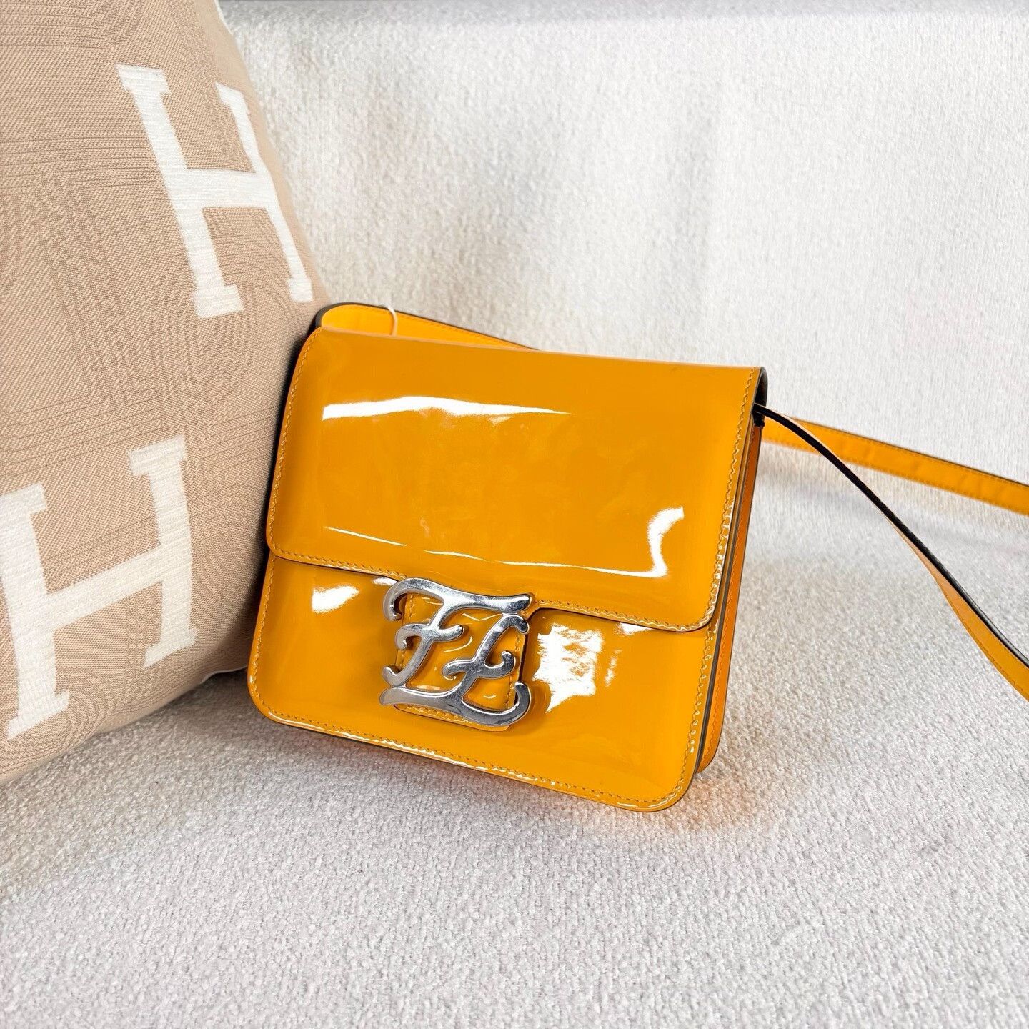 Fendi Pre-loved Bag Very good condition Size ONE SIZE - 6 Thumbnail