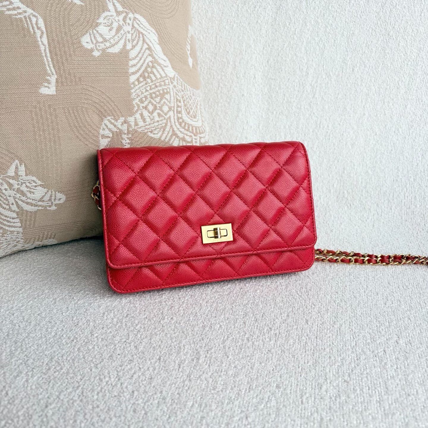 Chanel Pre-loved Bag Very good condition Size ONE SIZE - 6 Thumbnail