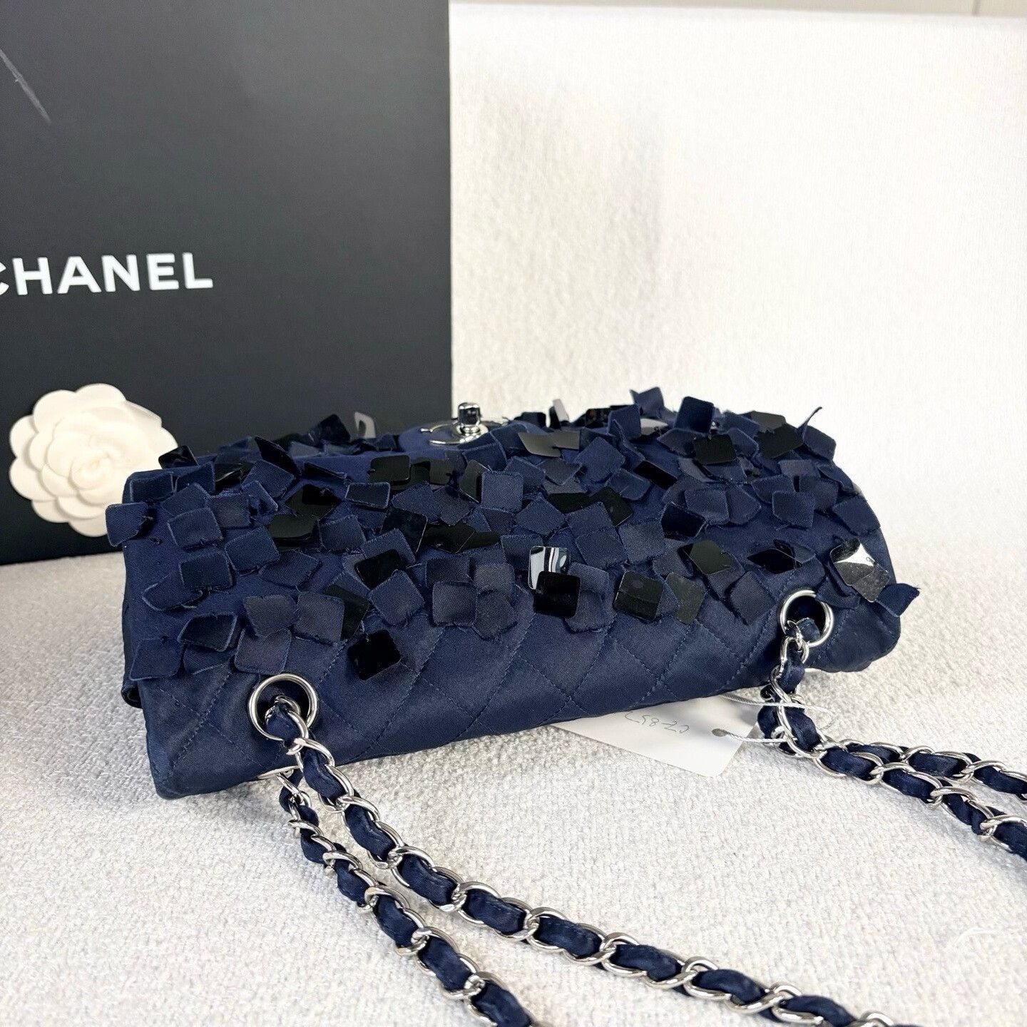 Chanel Pre-loved Bag Very good condition Size ONE SIZE - 9 Thumbnail
