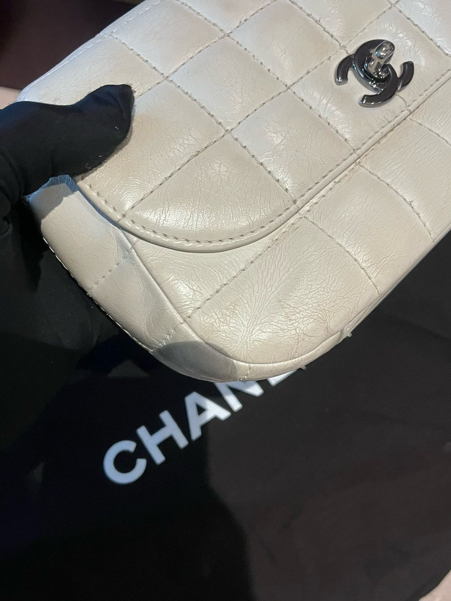 Chanel Pre-loved Bag Very good condition Size ONE SIZE - 7 Thumbnail
