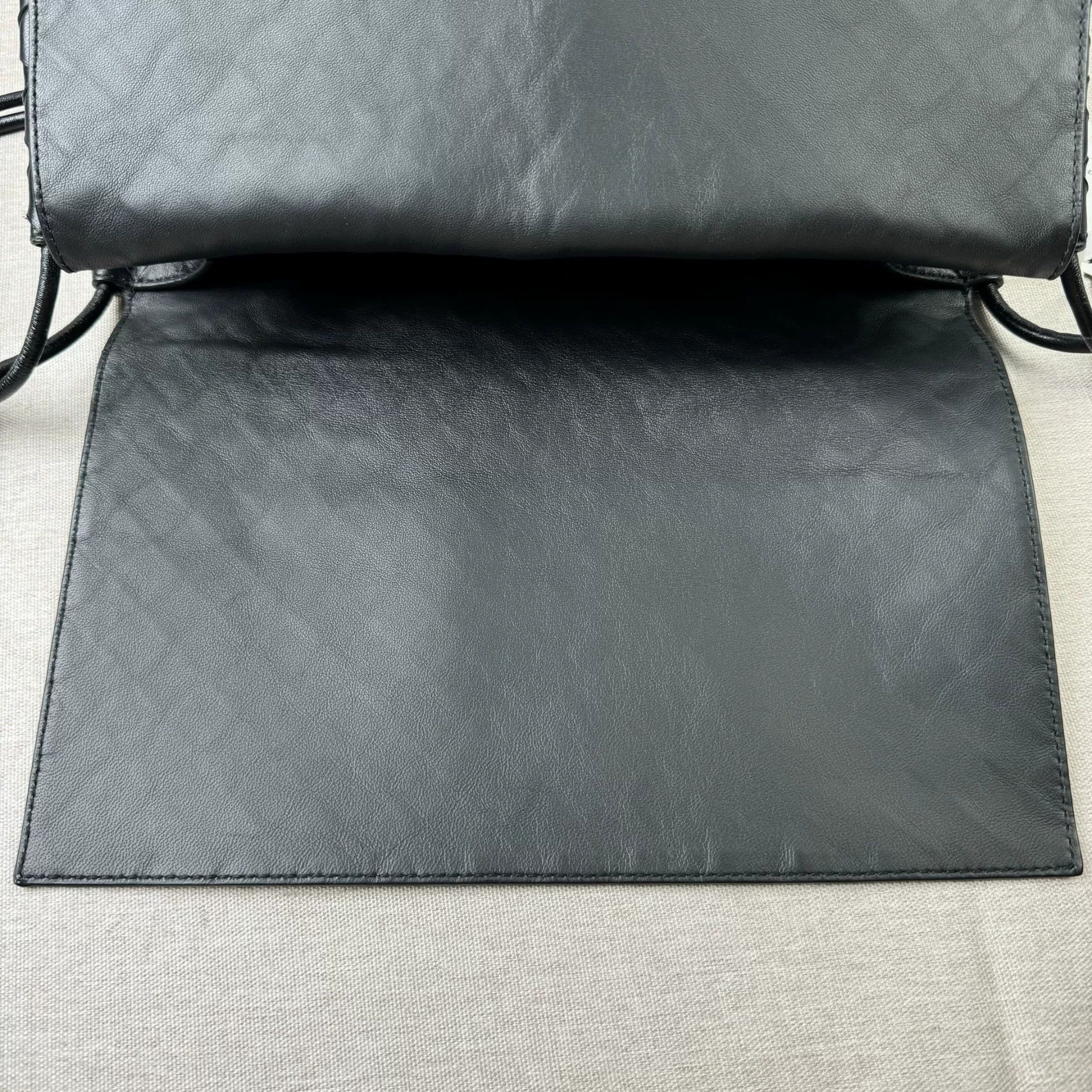 Bottega Veneta Pre-loved Bag Very good condition Size ONE SIZE - 7 Thumbnail