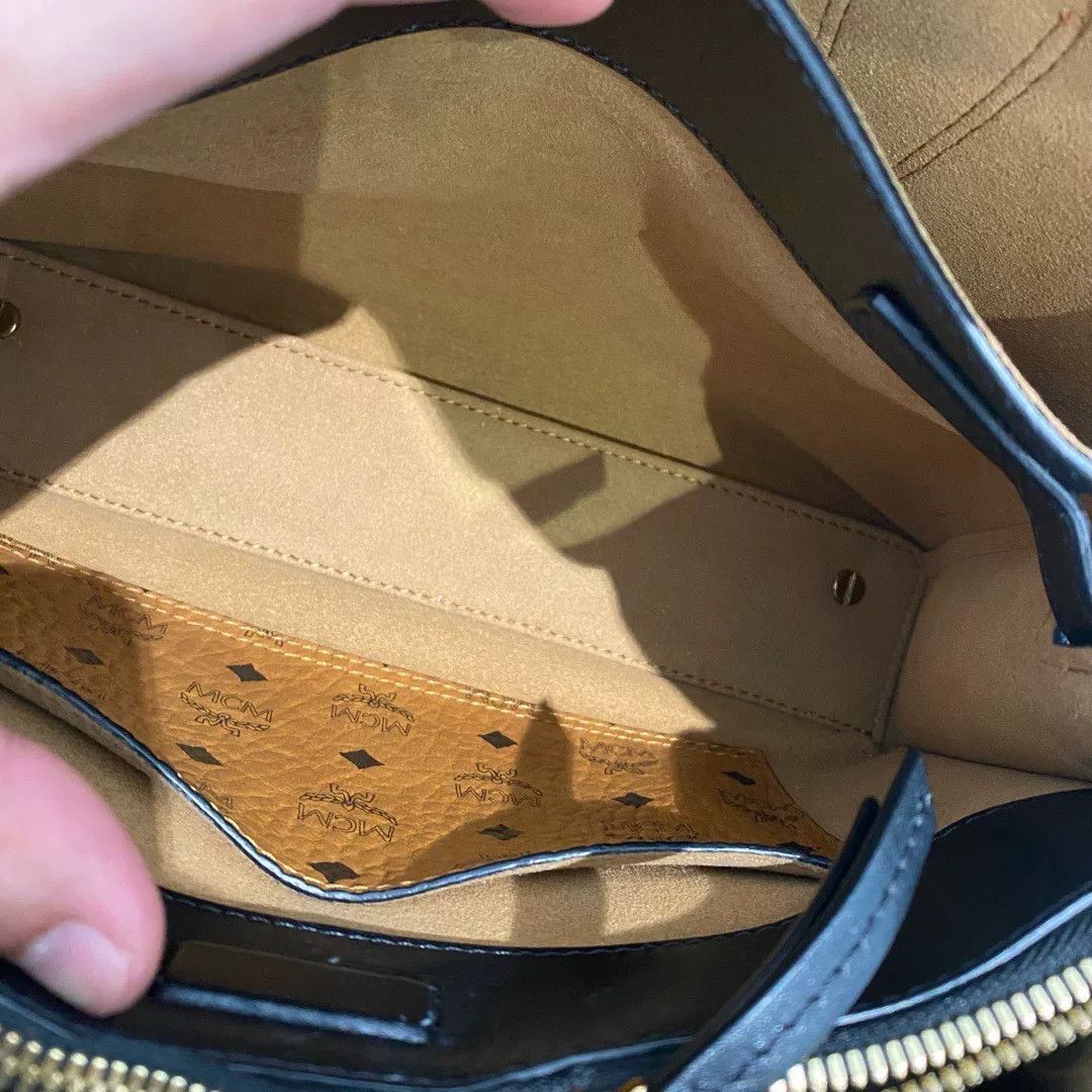 MCM Pre-loved Bag Very good condition Size ONE SIZE - 6 Thumbnail