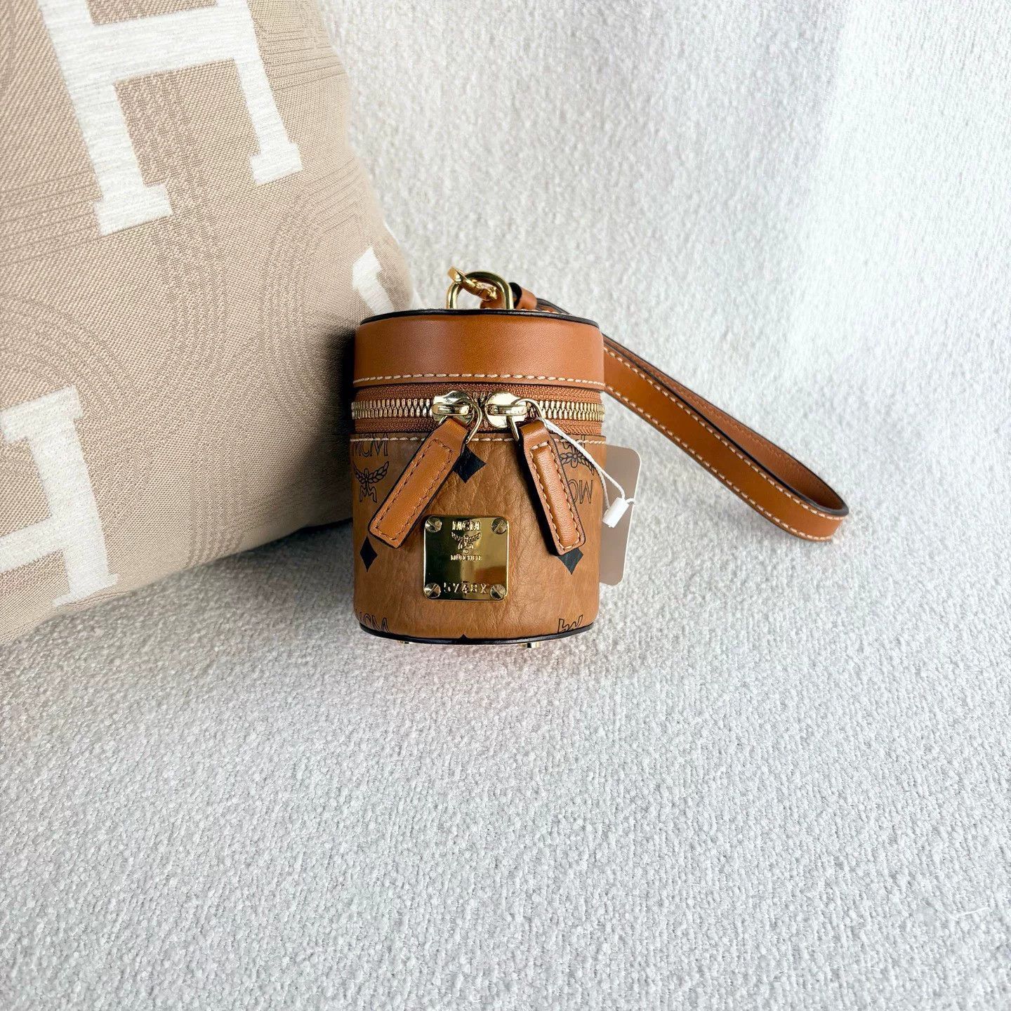 MCM Pre-loved Bag Very good condition Size ONE SIZE - 2 Thumbnail
