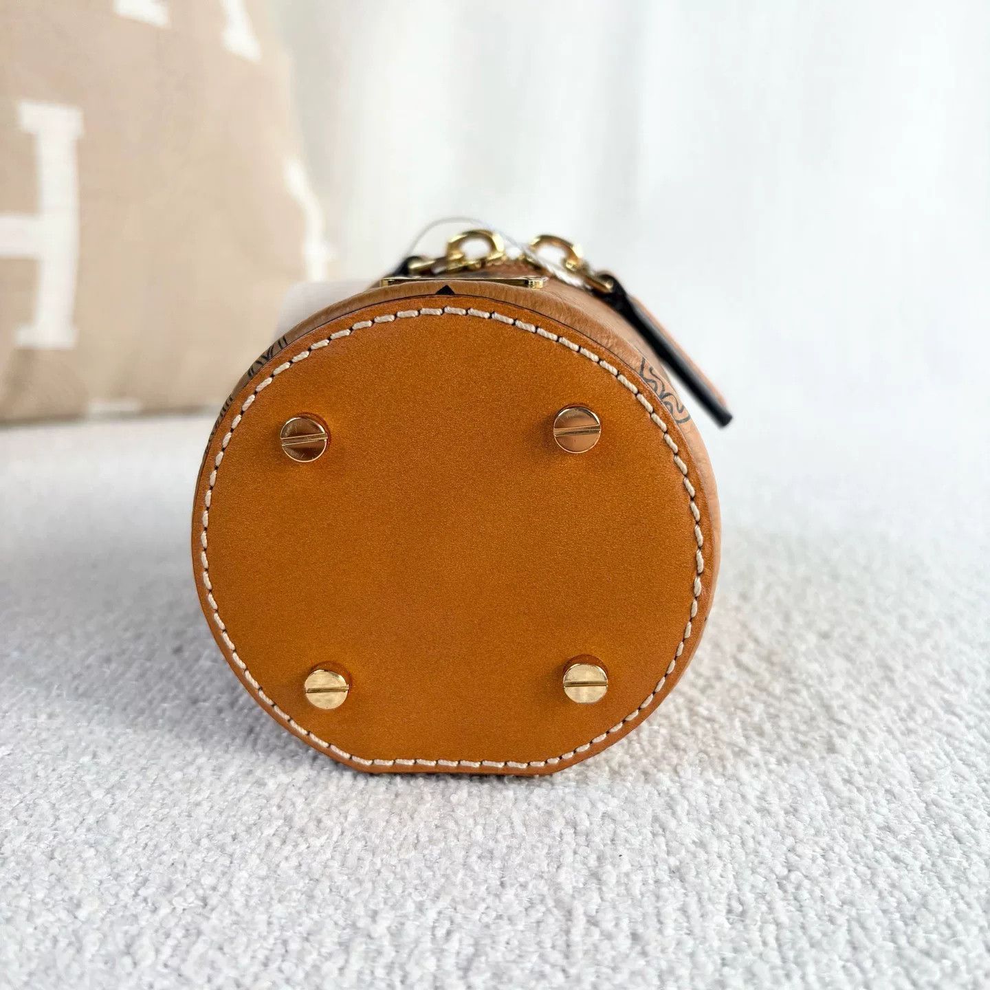 MCM Pre-loved Bag Very good condition Size ONE SIZE - 5 Thumbnail