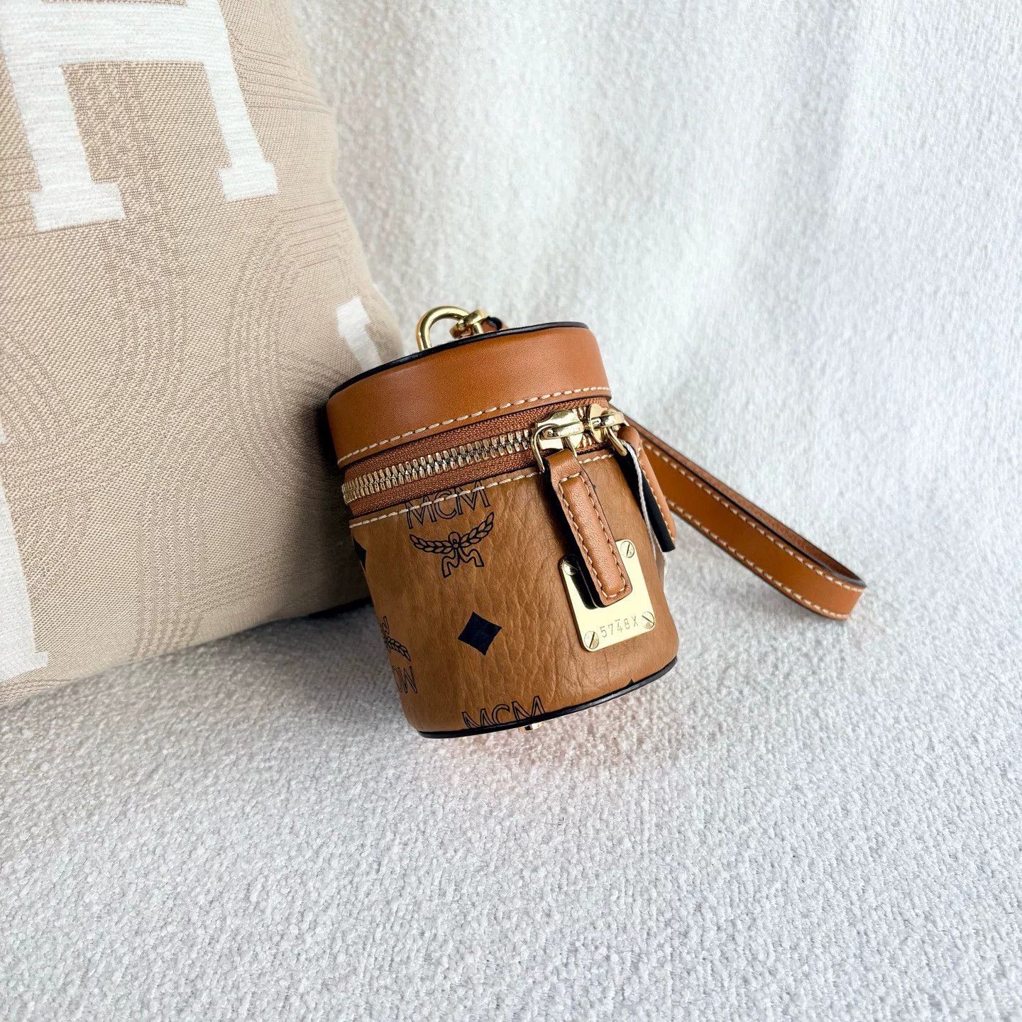MCM Pre-loved Bag Very good condition Size ONE SIZE - 4 Thumbnail