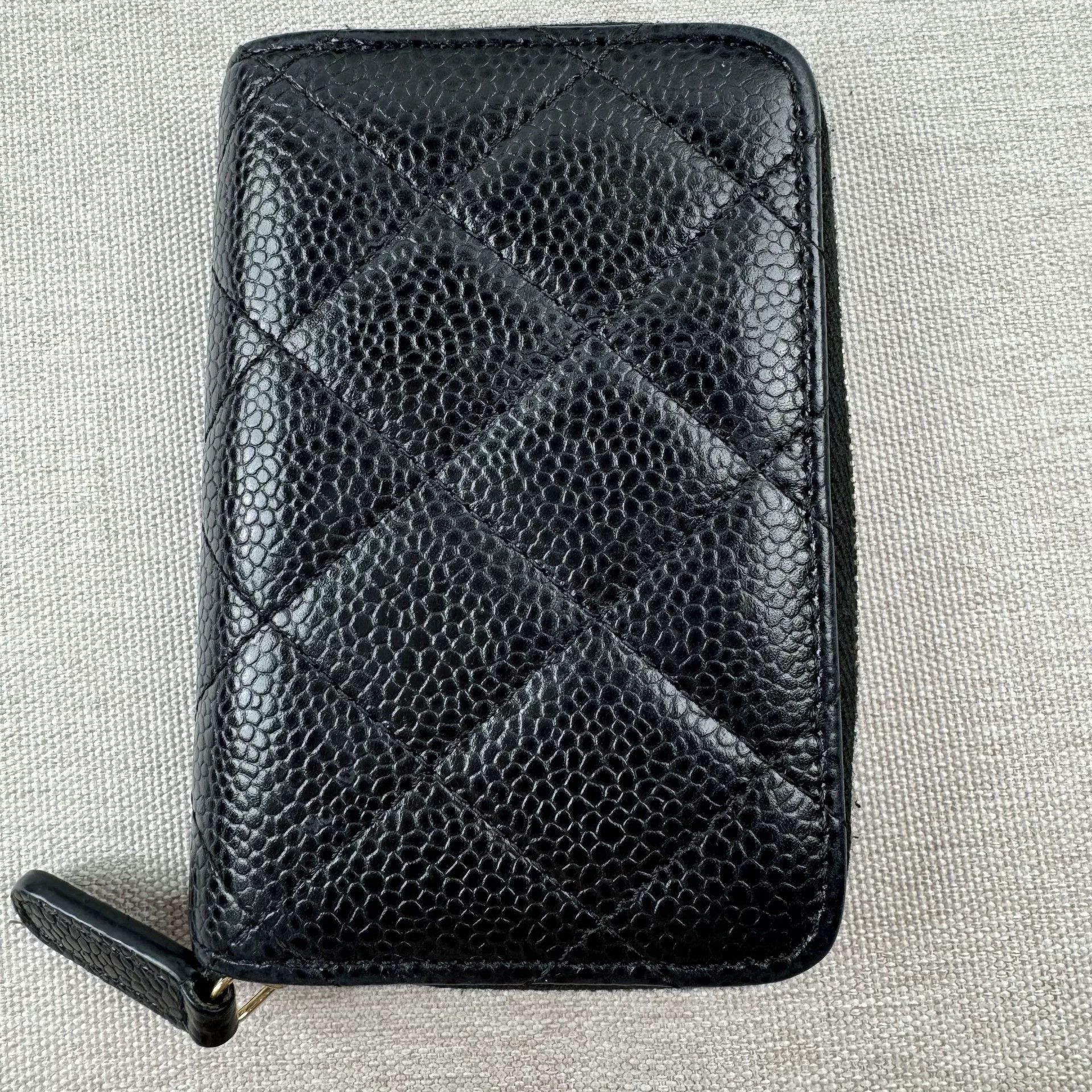 Chanel Pre-loved Bag Very good condition Size ONE SIZE - 3 Thumbnail