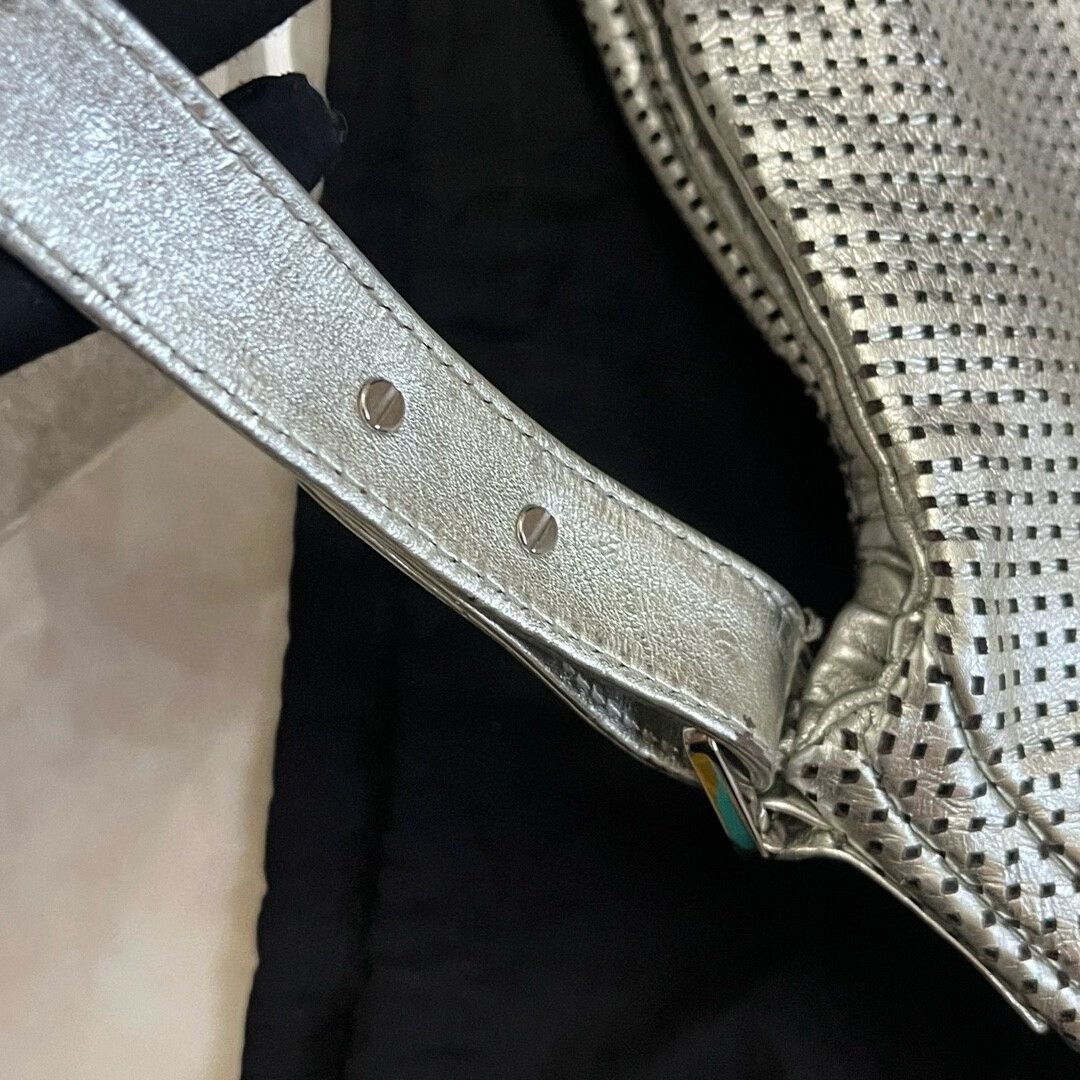 Chanel Pre-loved Bag Very good condition Size ONE SIZE - 9 Thumbnail