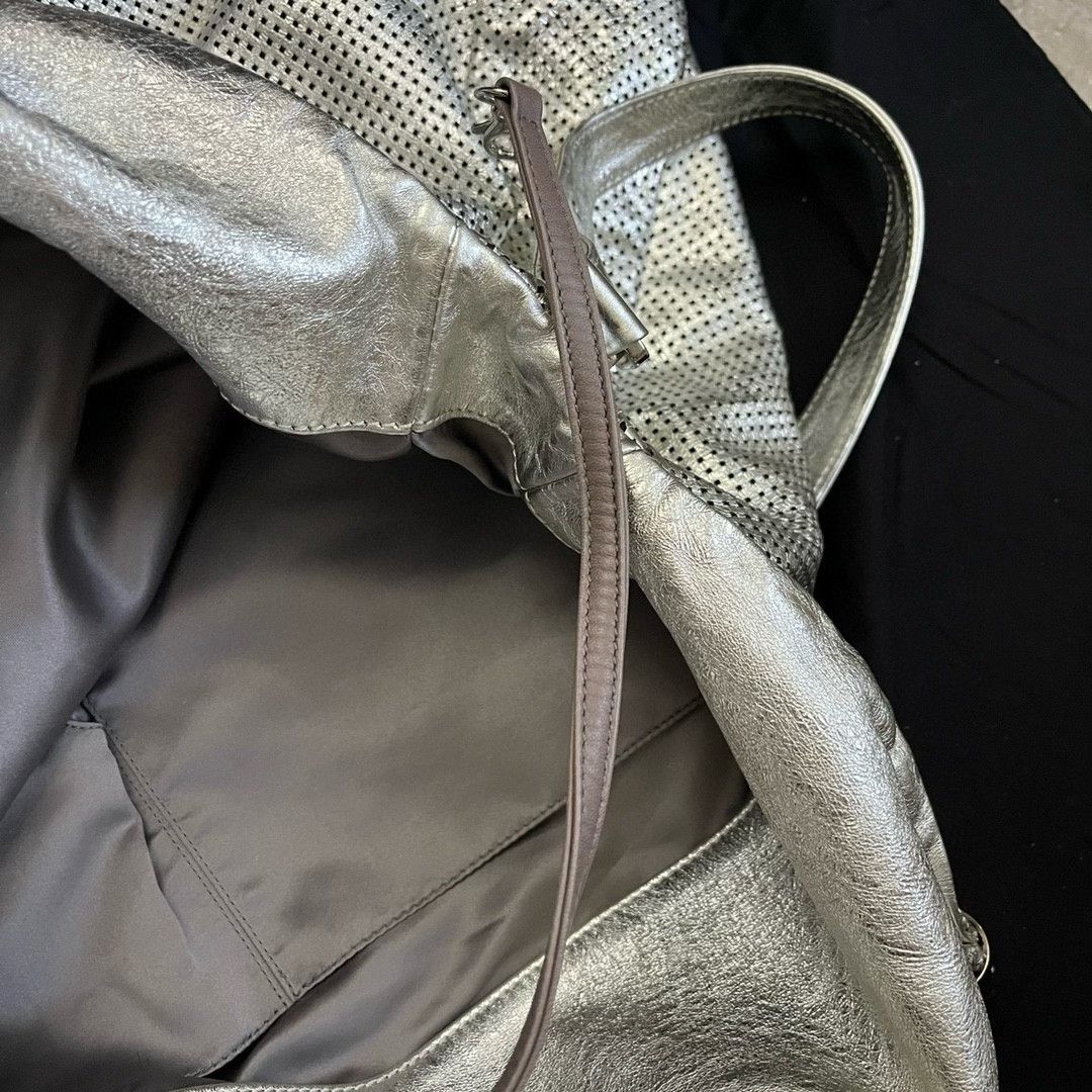 Chanel Pre-loved Bag Very good condition Size ONE SIZE - 8 Thumbnail