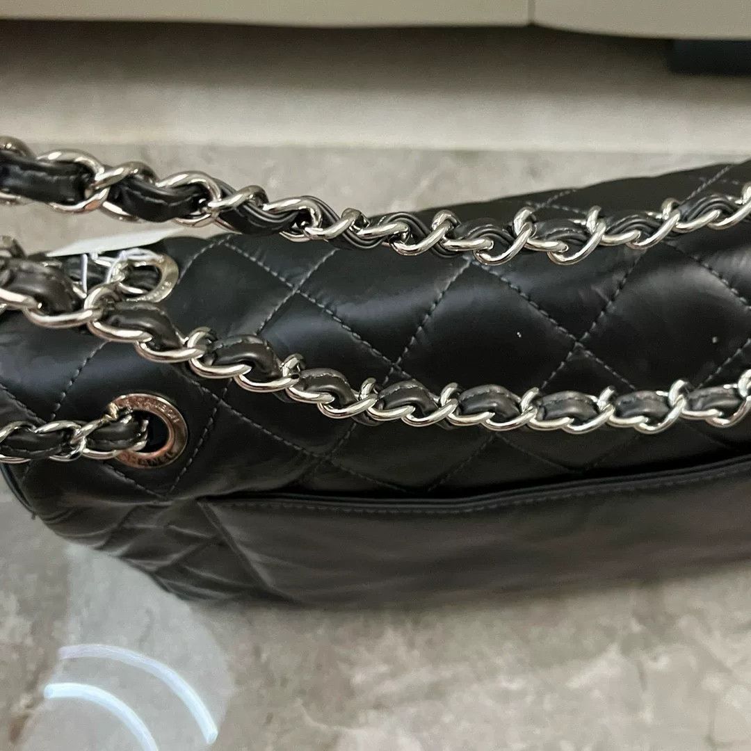Chanel Pre-loved Bag Very good condition Size ONE SIZE - 4 Thumbnail
