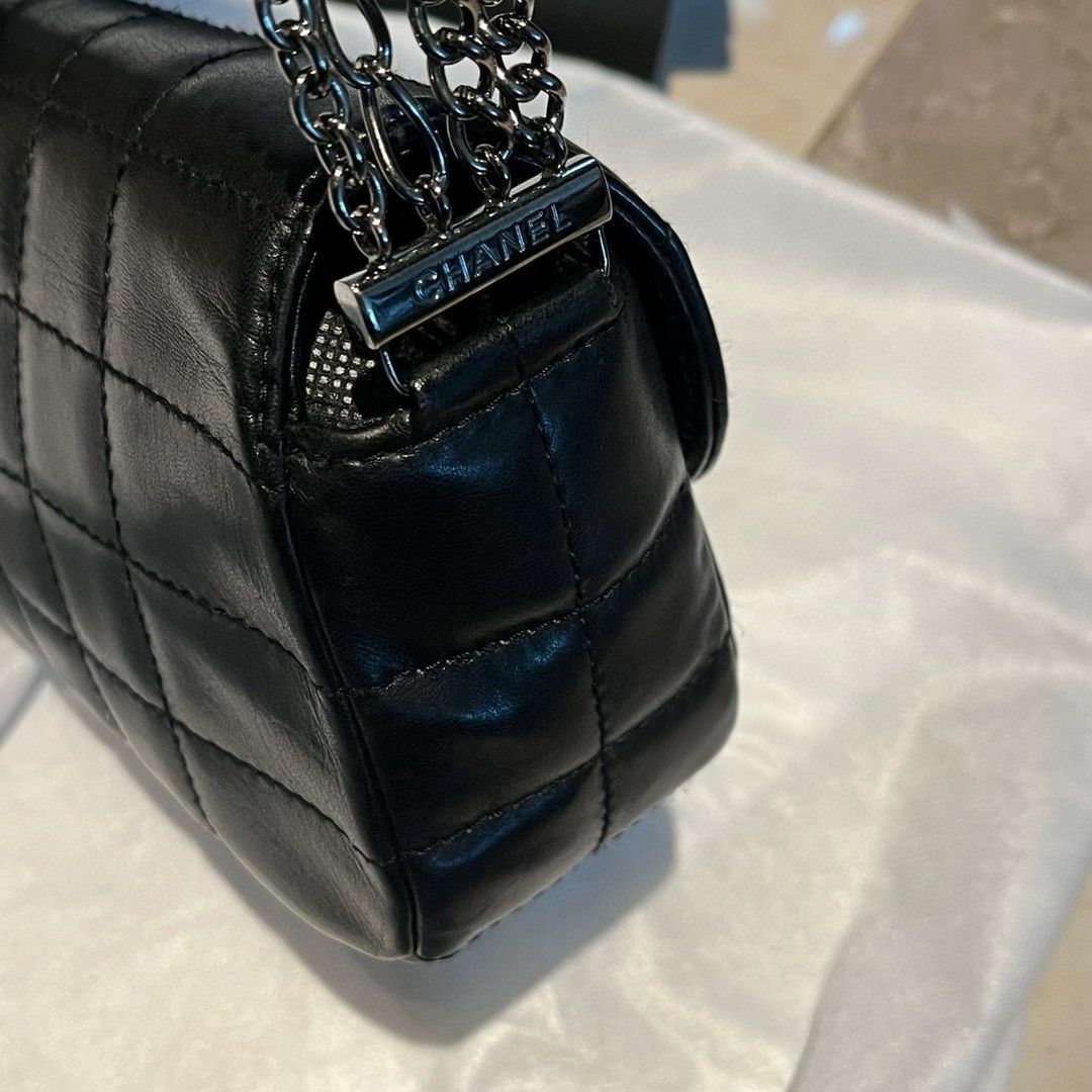 Chanel Pre-loved Bag Very good condition Size ONE SIZE - 4 Thumbnail
